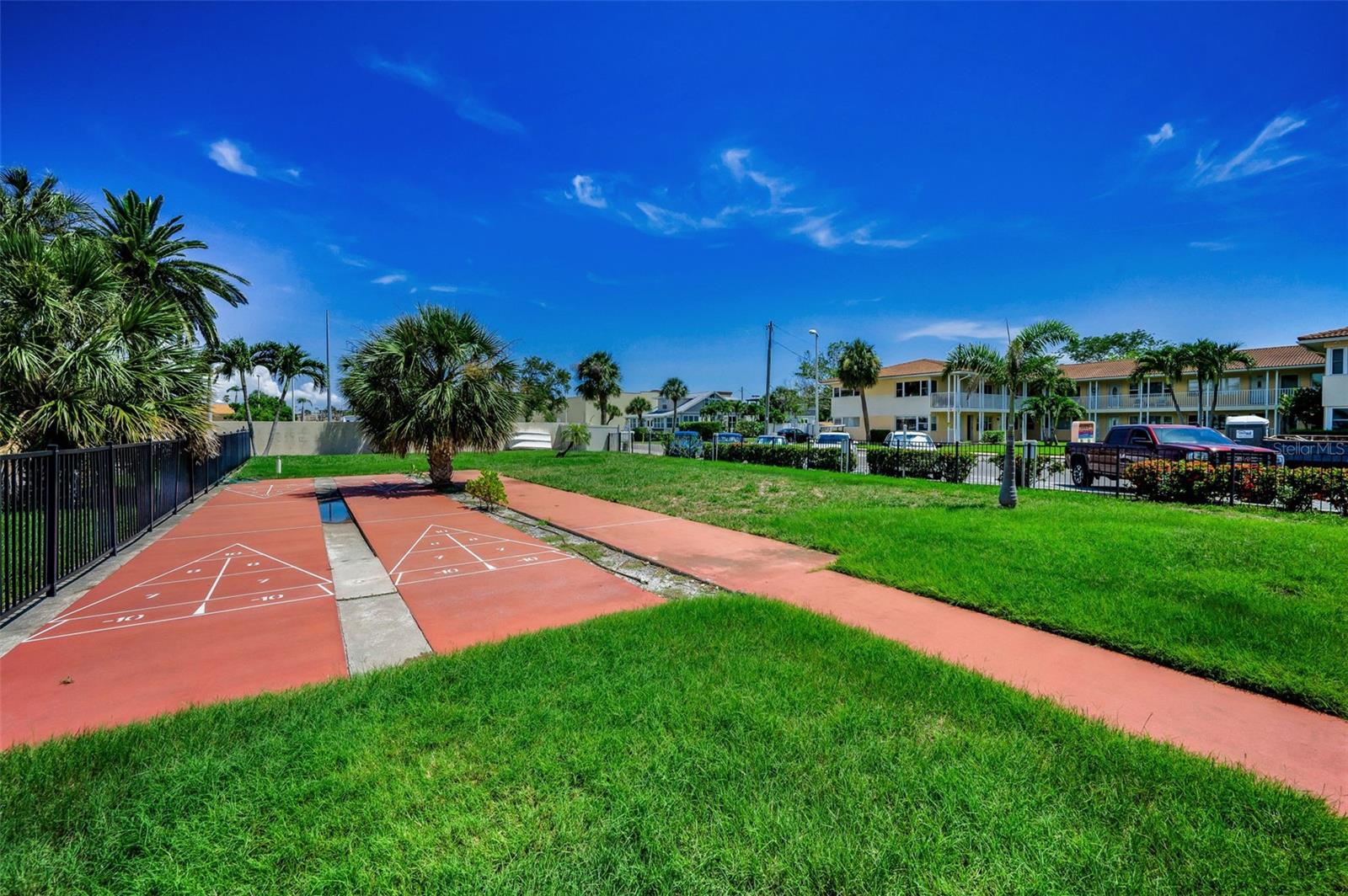 BAY ISLES CONDO - Residential