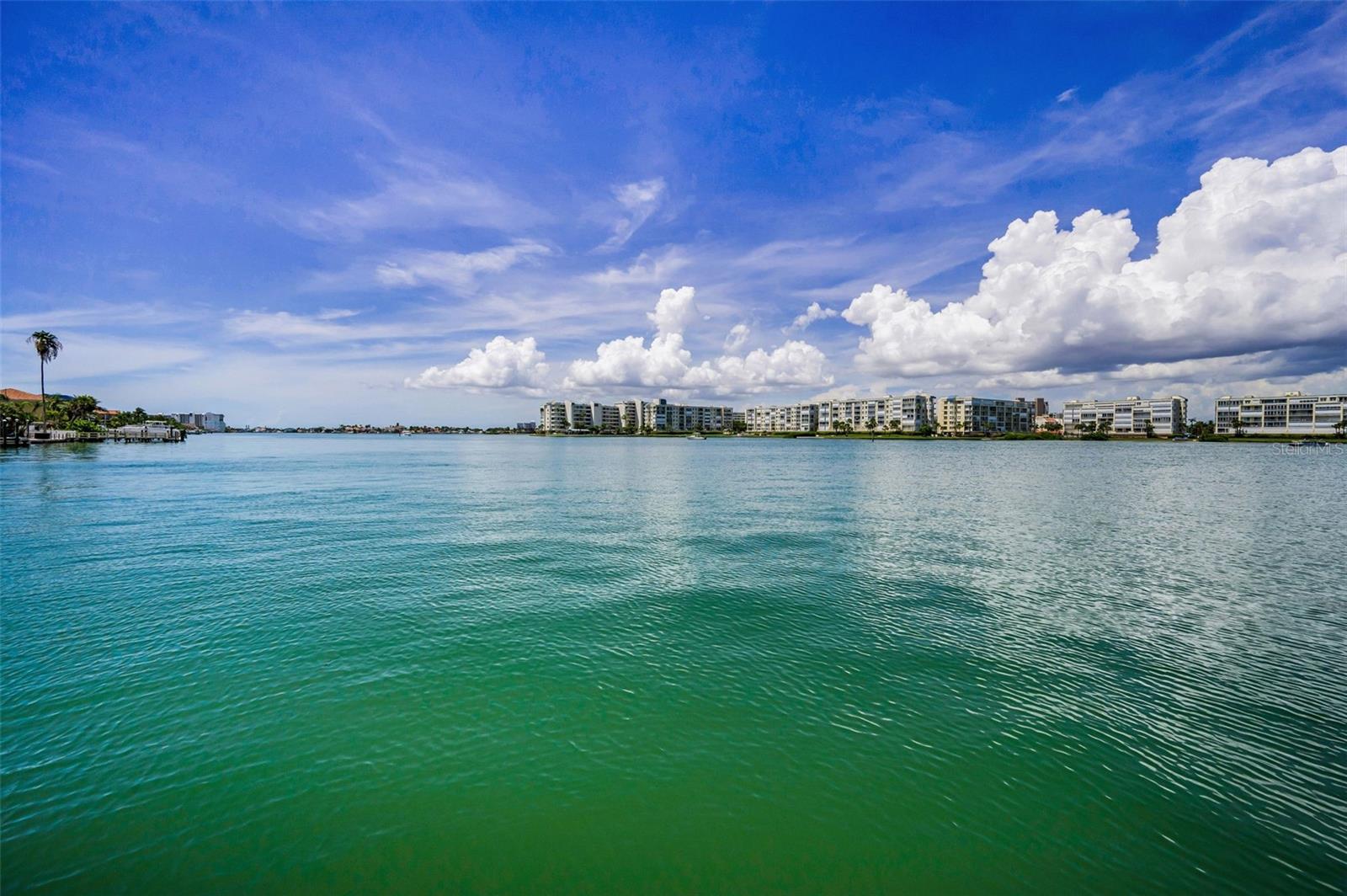 BAY ISLES CONDO - Residential