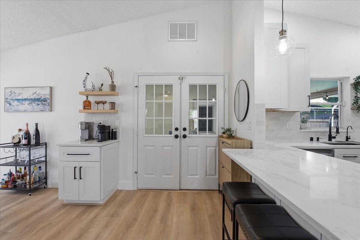 PATTY ANN ACRES - Residential