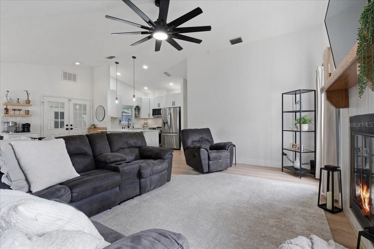 PATTY ANN ACRES - Residential