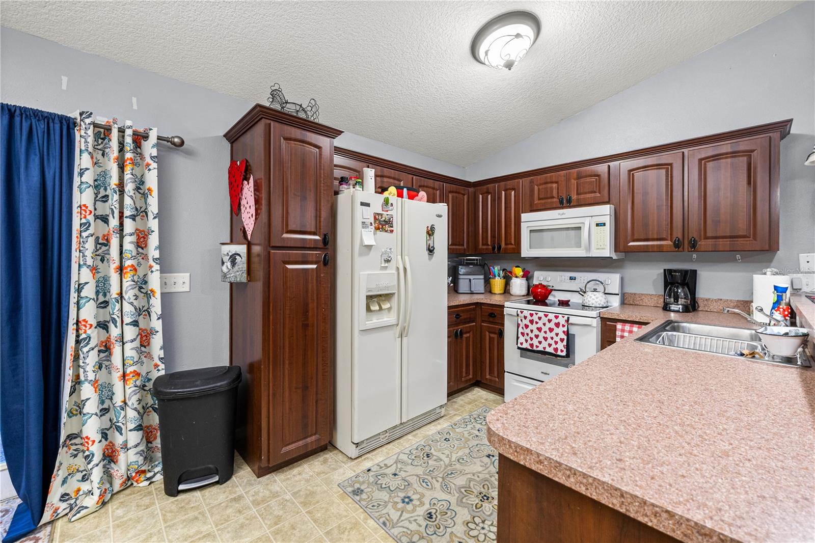 INVERNESS HIGHLANDS SOUTH - Residential