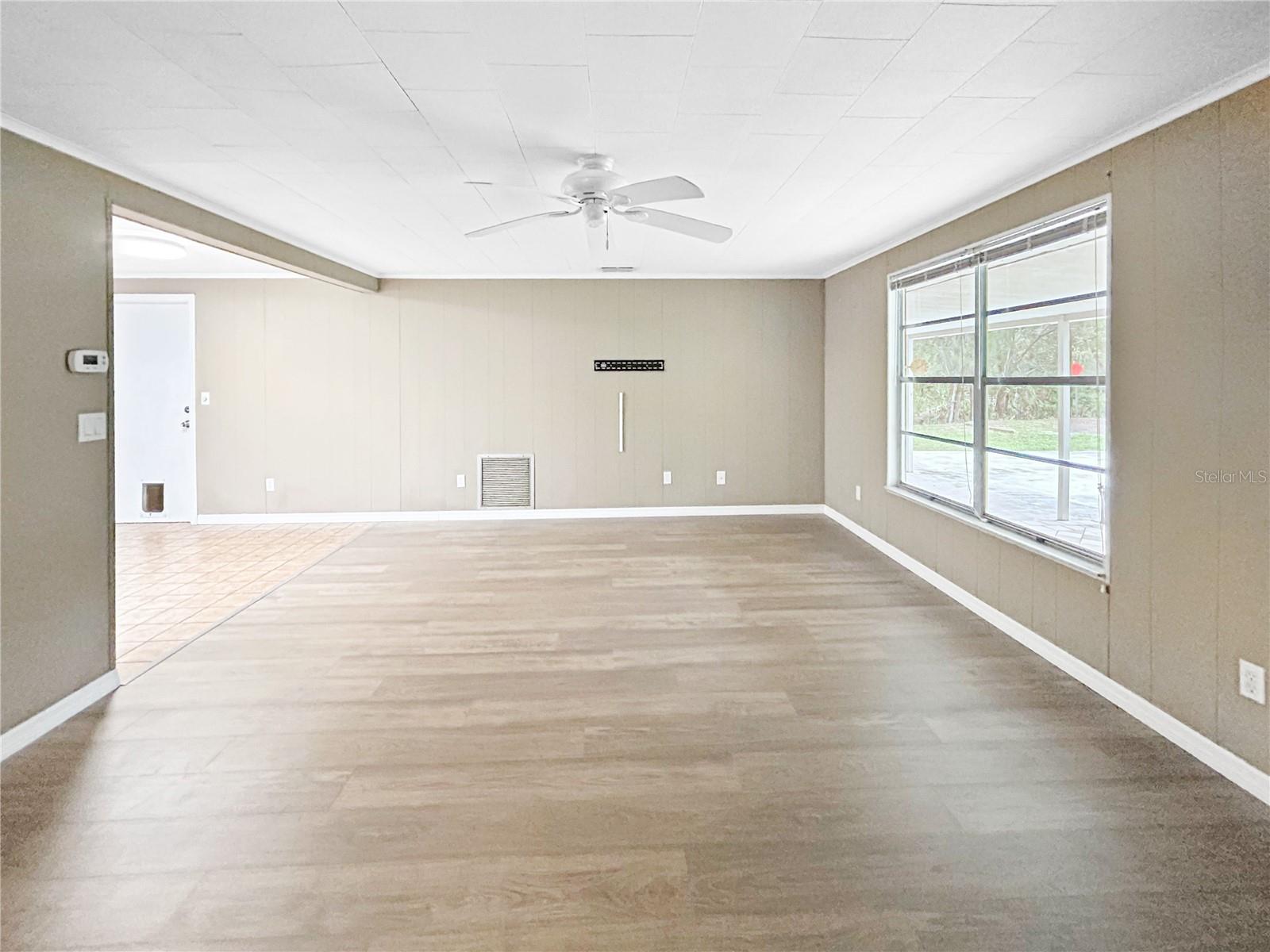 LA JOLLA PALMS - Residential