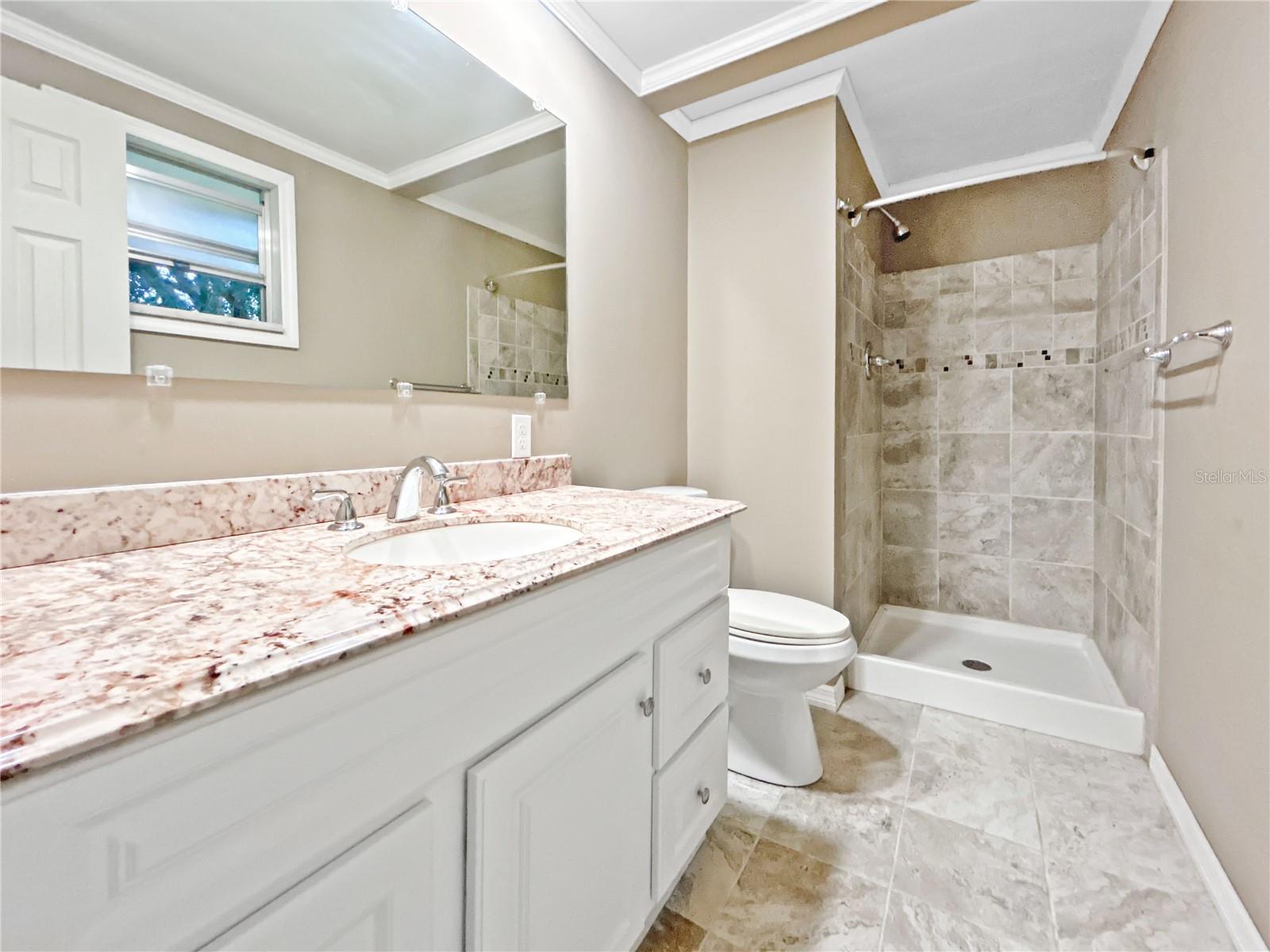 LA JOLLA PALMS - Residential