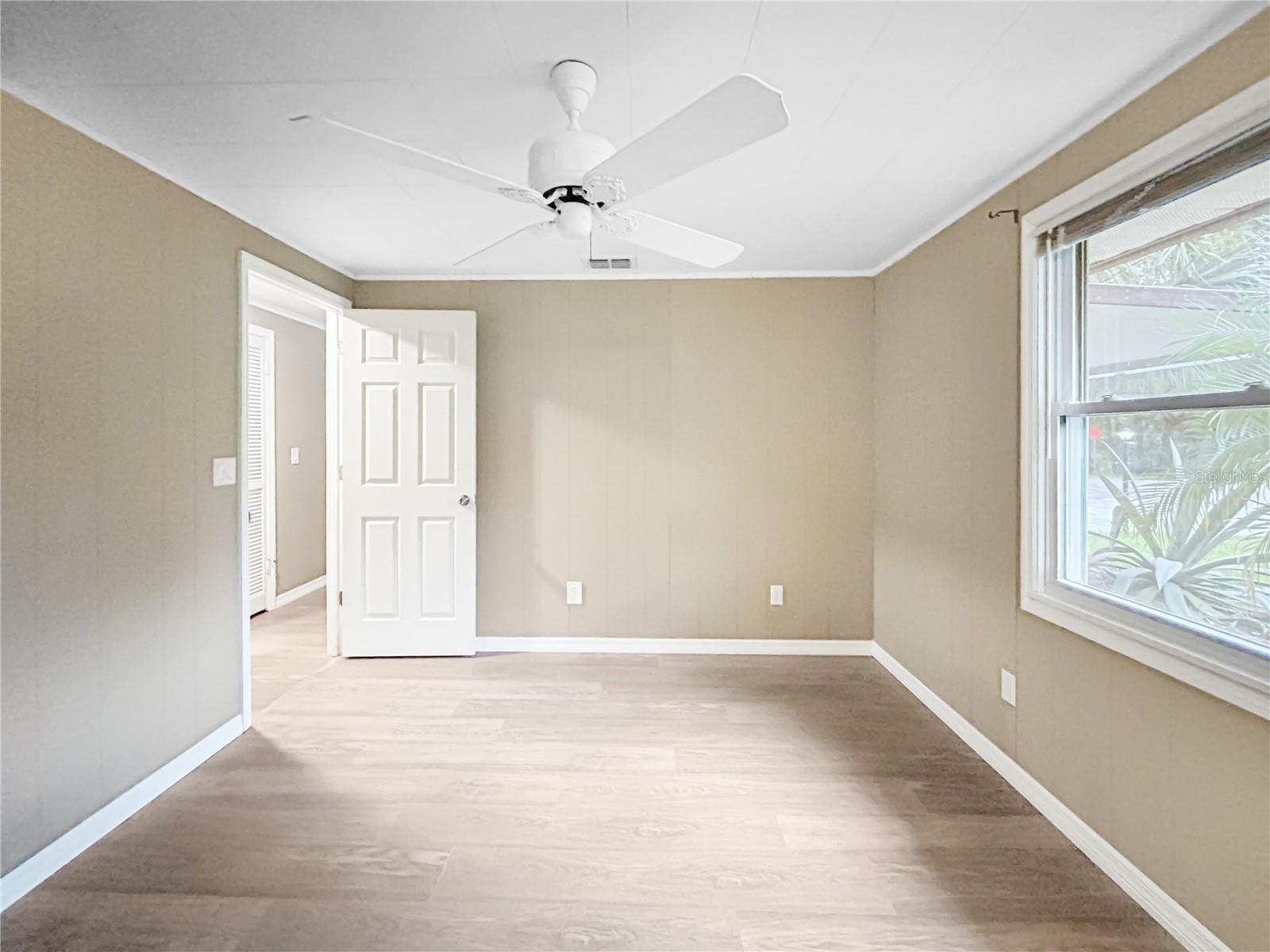 LA JOLLA PALMS - Residential