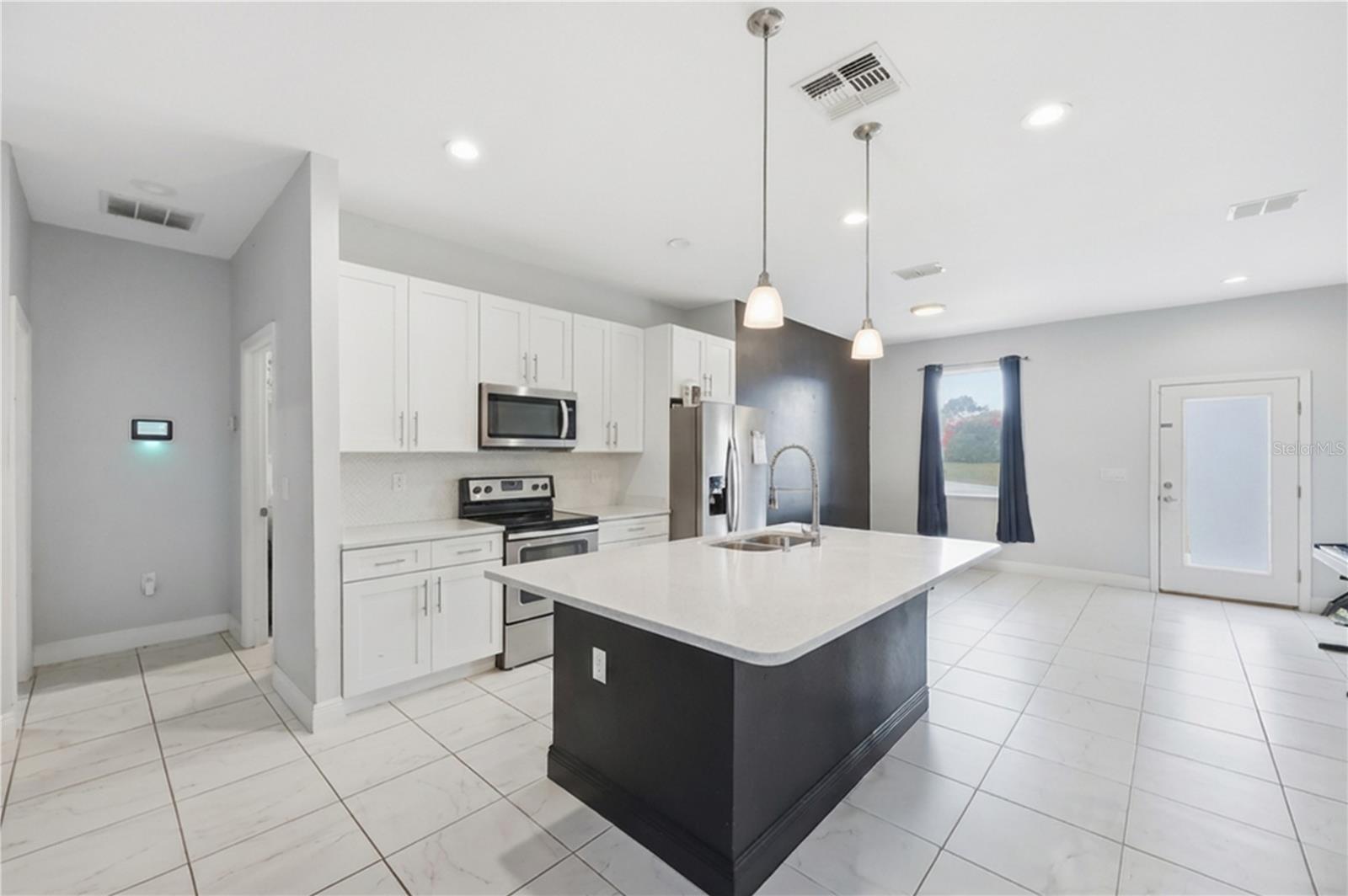 DELTONA LAKES UNIT 16 - Residential