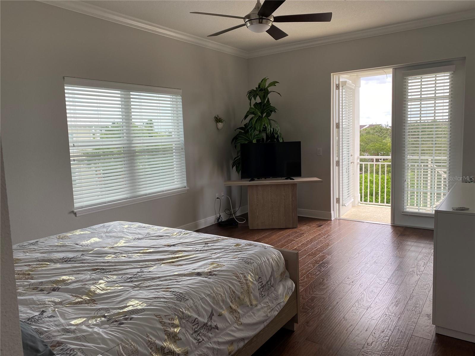 PALMA SOLA BAY CLUB - Residential Lease