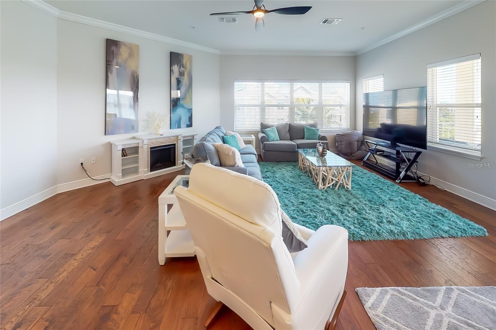 PALMA SOLA BAY CLUB - Residential Lease