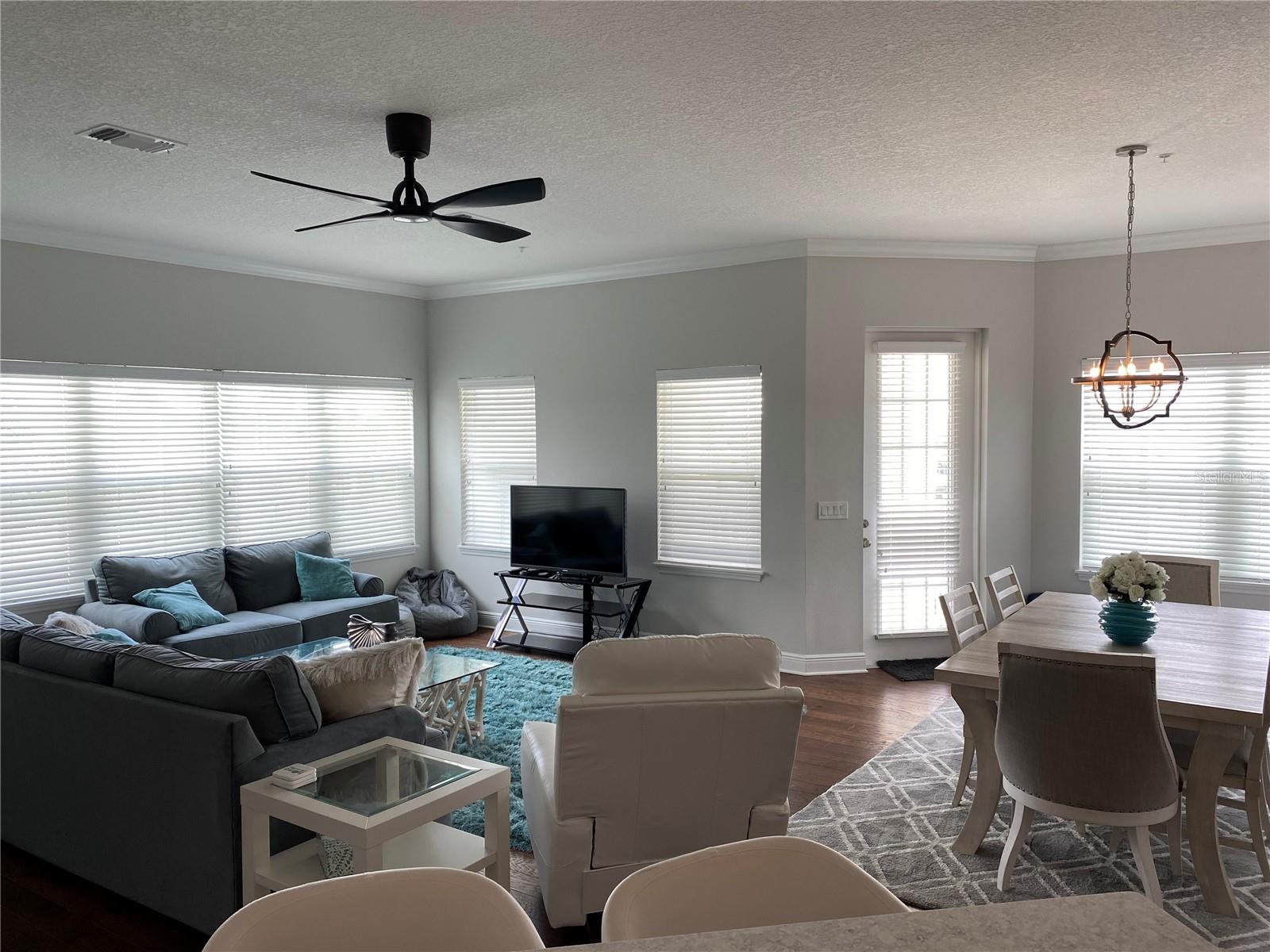 PALMA SOLA BAY CLUB - Residential Lease