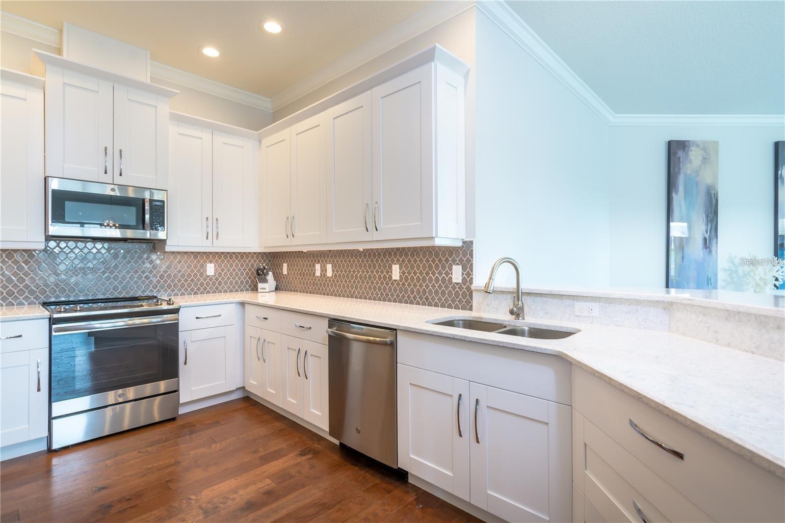 PALMA SOLA BAY CLUB - Residential Lease