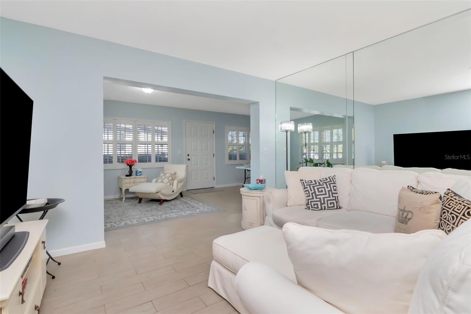 KAPOK MANOR CONDO - Residential