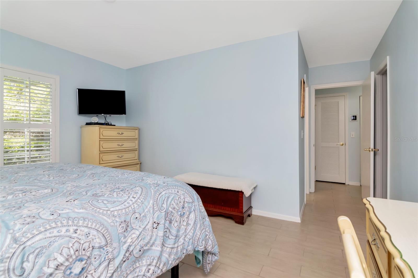 KAPOK MANOR CONDO - Residential