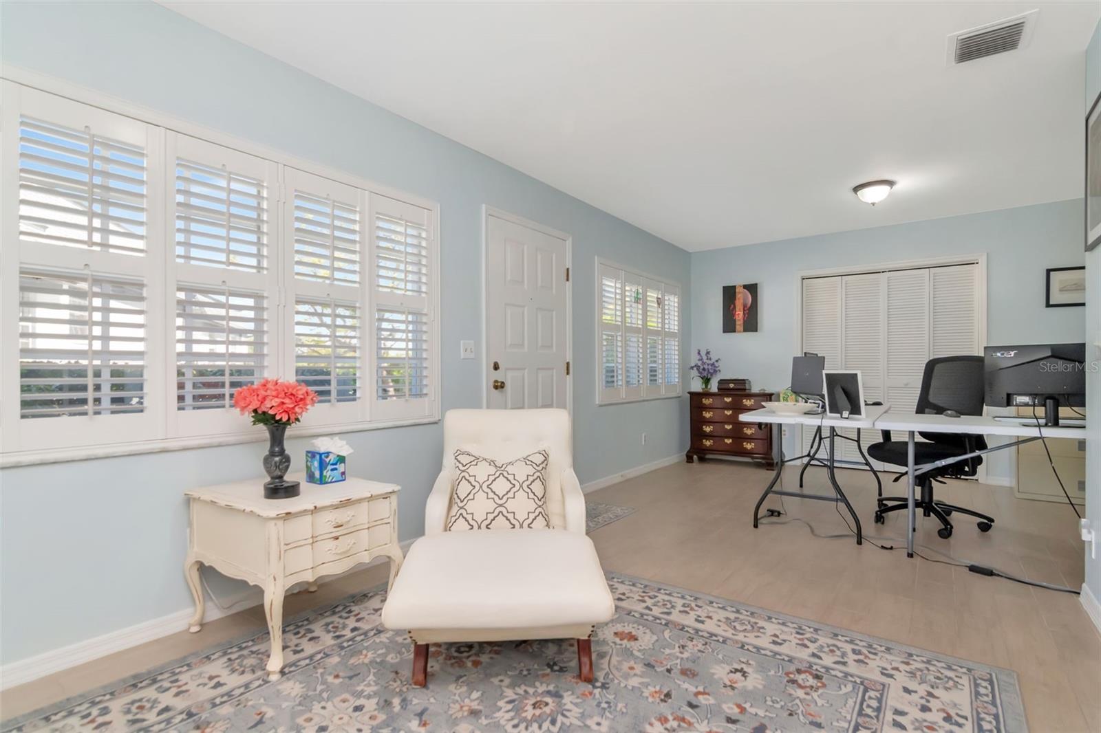 KAPOK MANOR CONDO - Residential