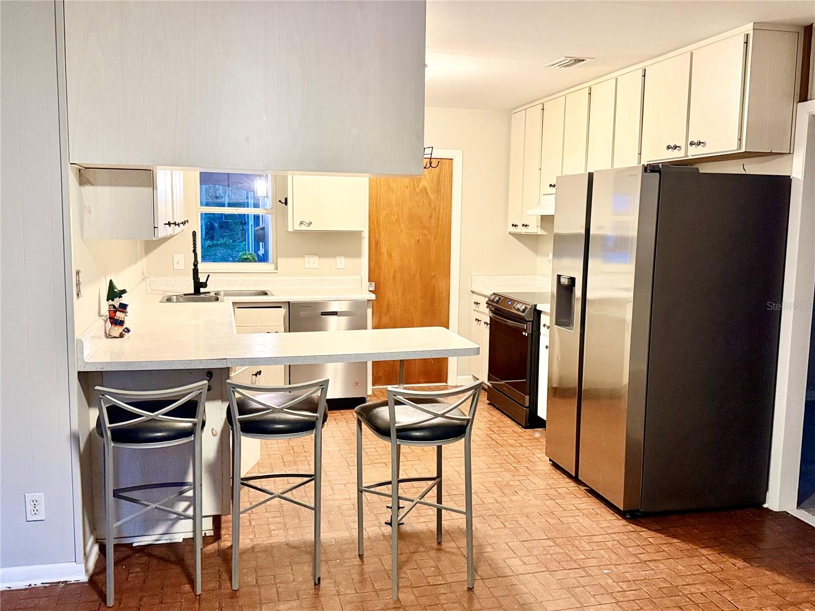 532 NE 7TH TERRACE