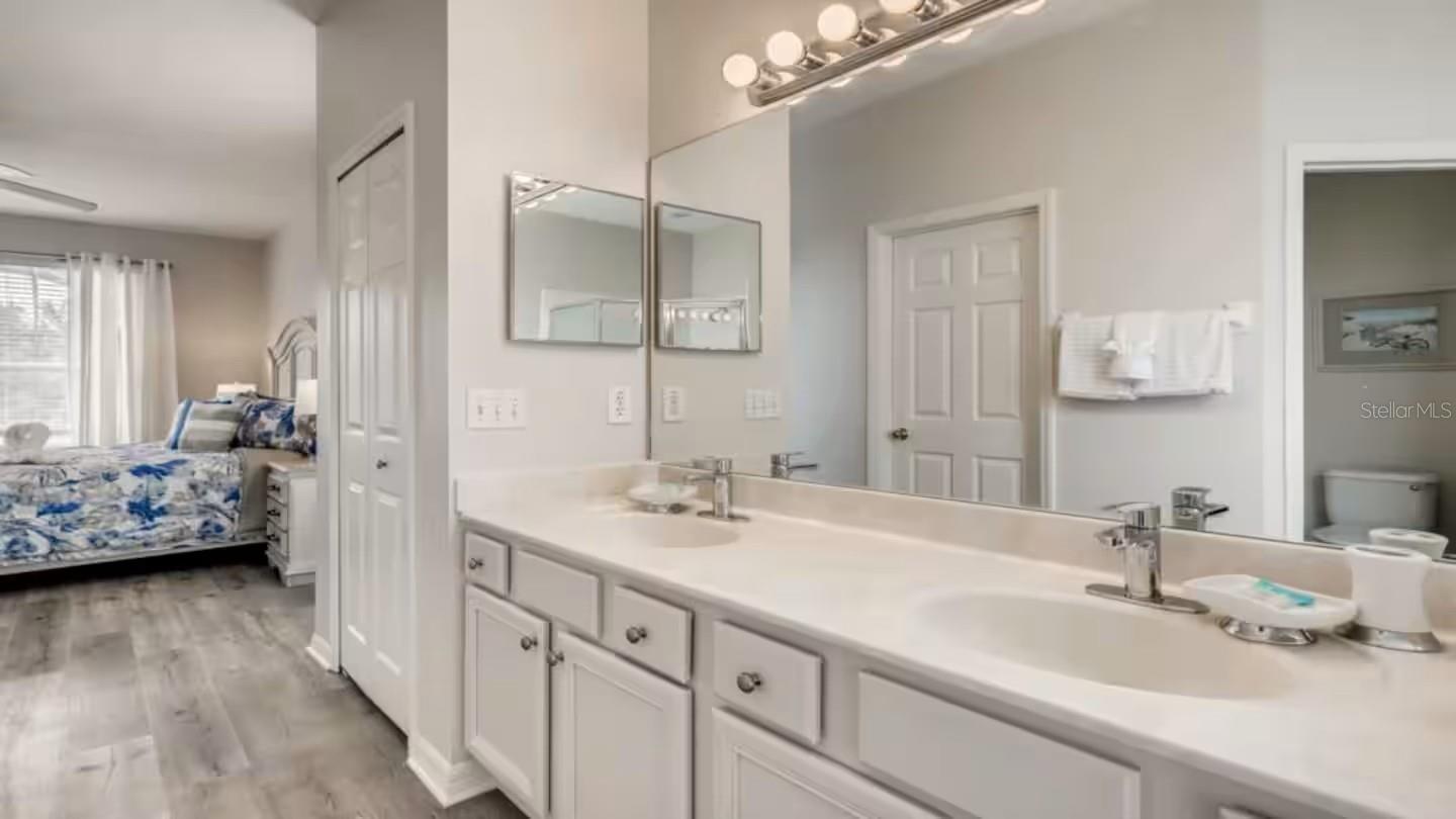 EMERALD ISLAND RESORT PH 3 - Residential