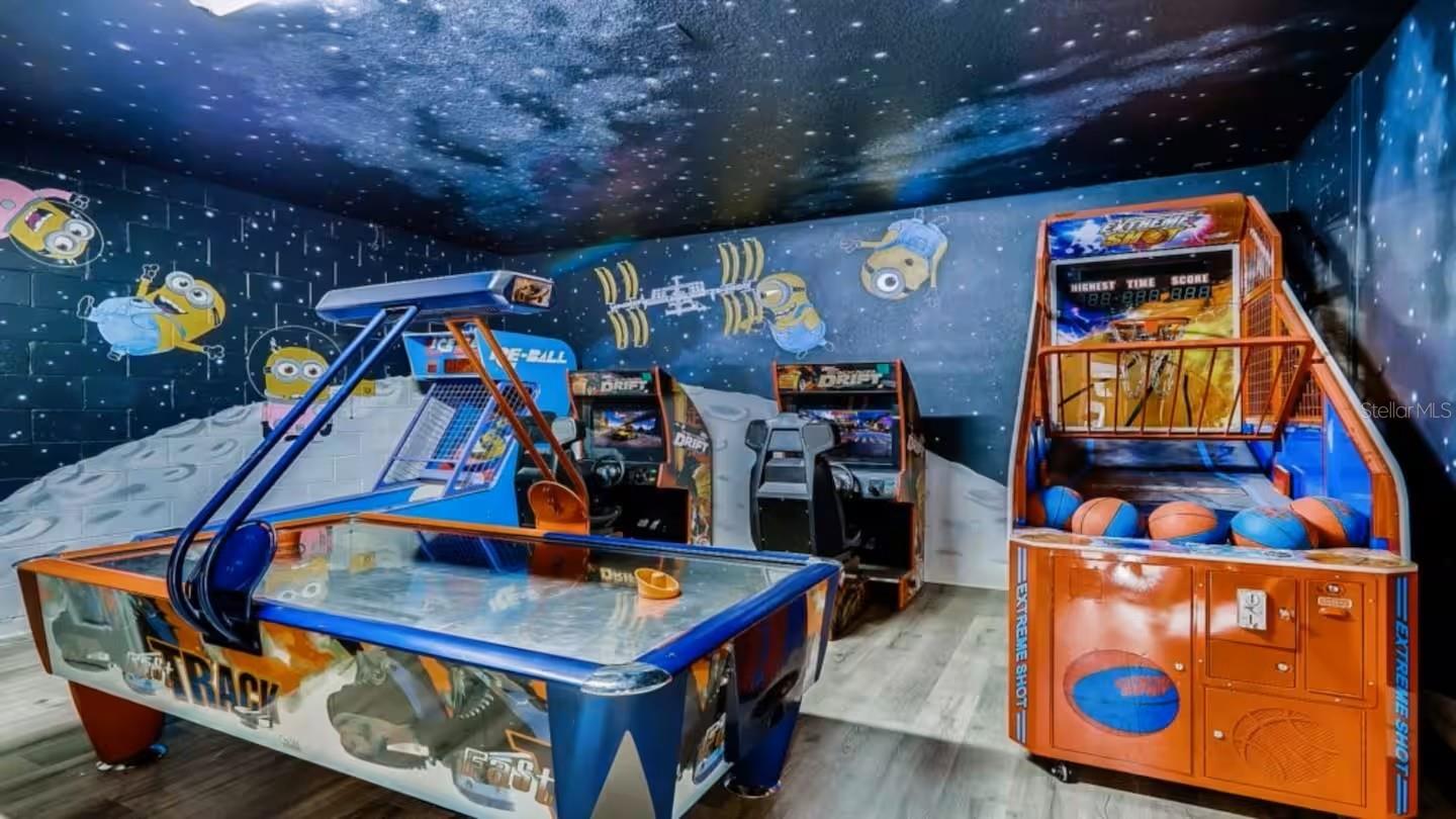 EMERALD ISLAND RESORT PH 3 - Residential