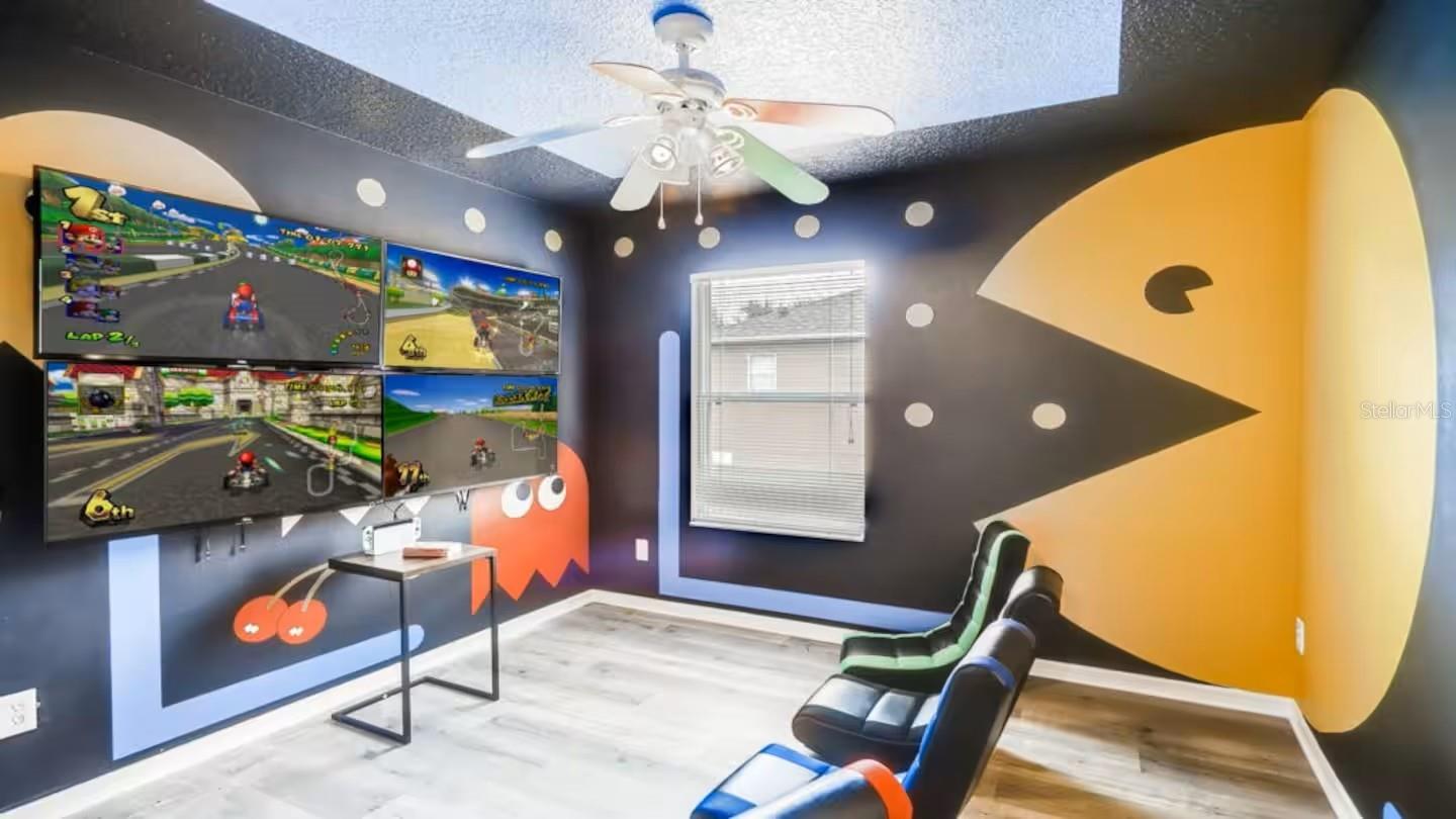 EMERALD ISLAND RESORT PH 3 - Residential