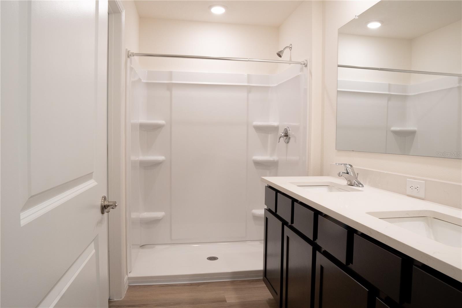 EMERSON POINTE PH 1 - Residential Lease