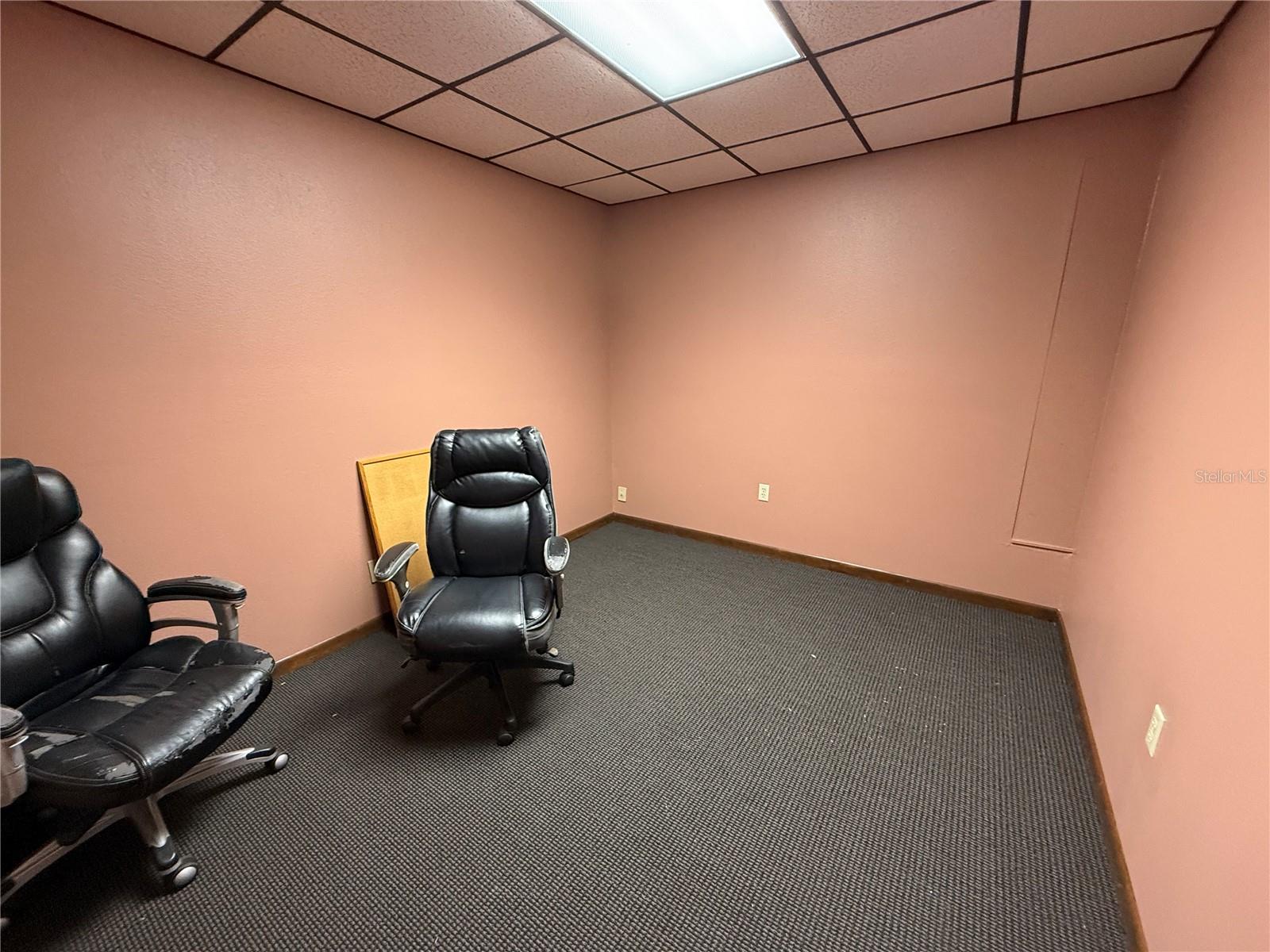 OCALI CENTER - Commercial Lease