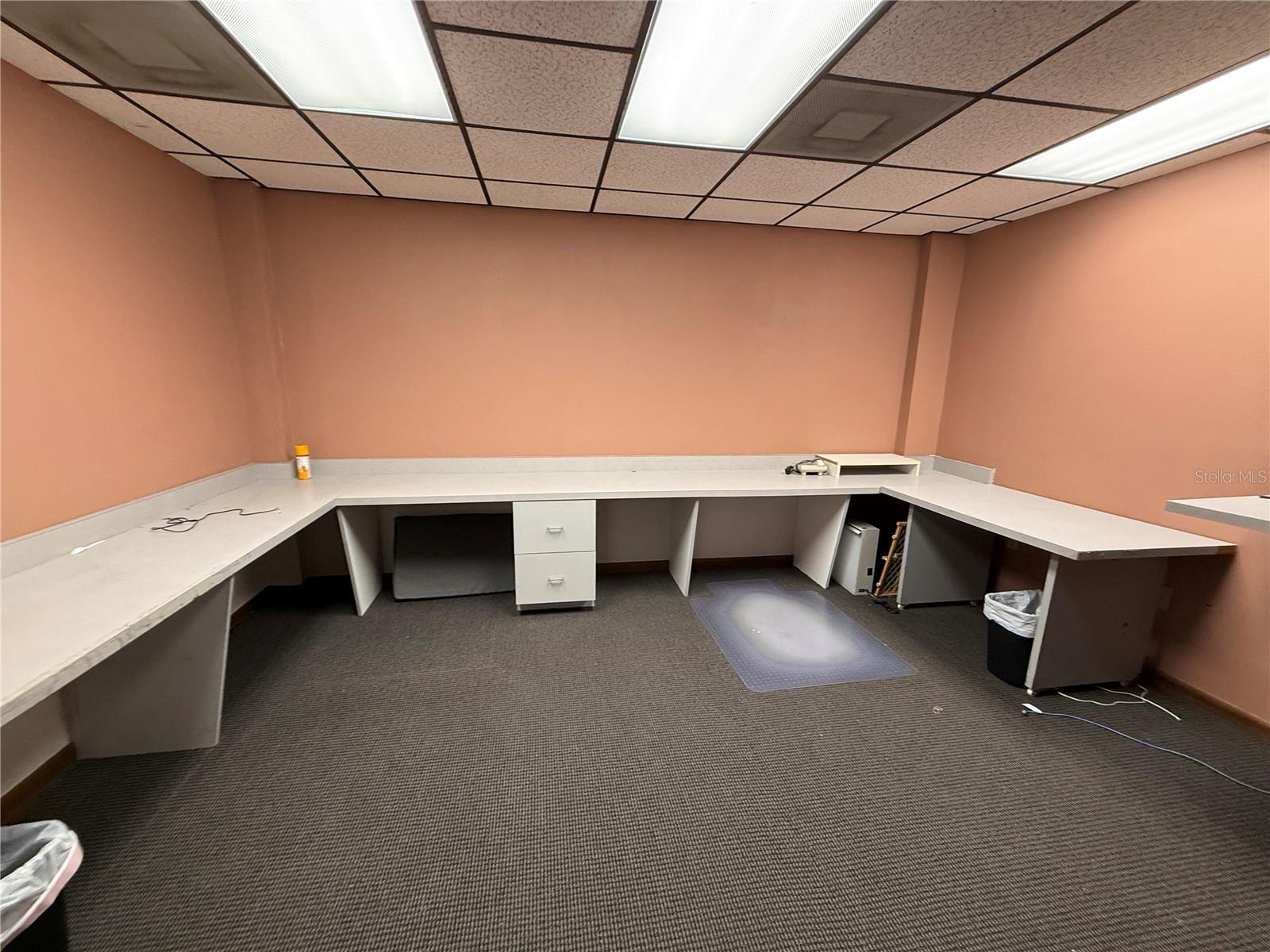OCALI CENTER - Commercial Lease