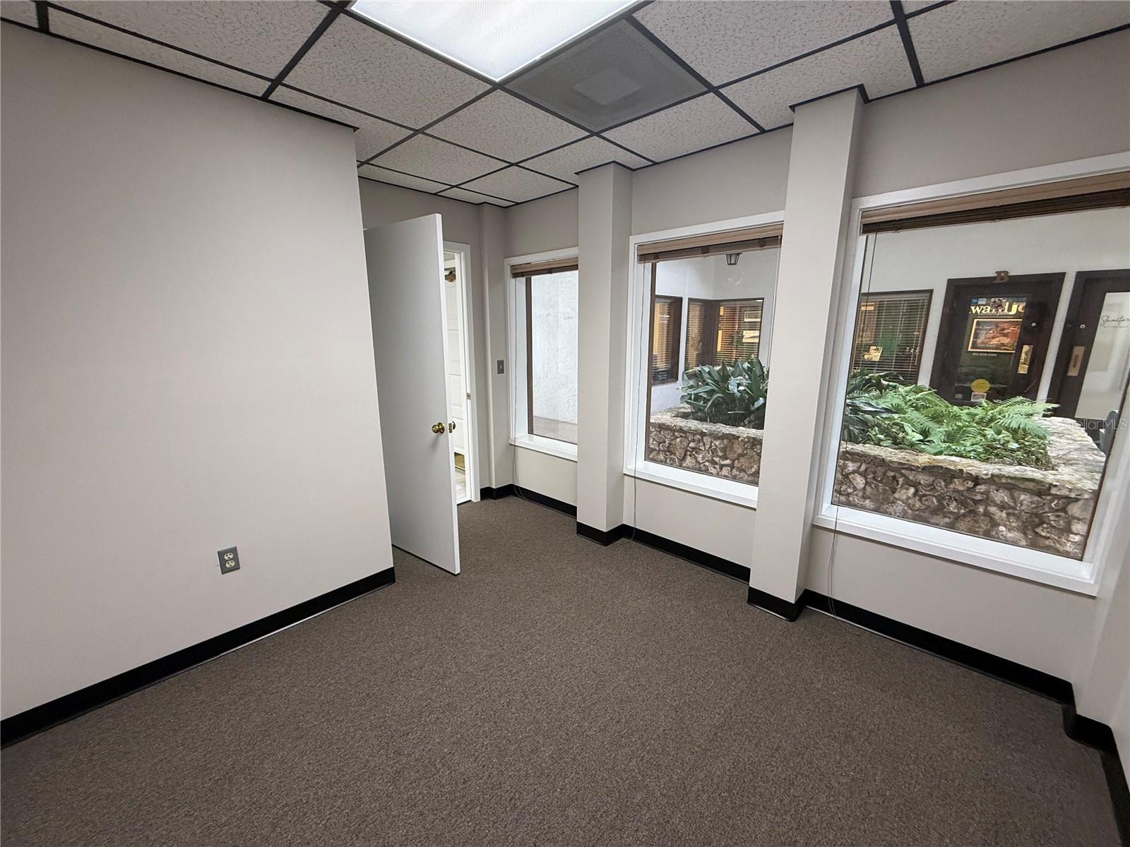 OCALI CENTER - Commercial Lease