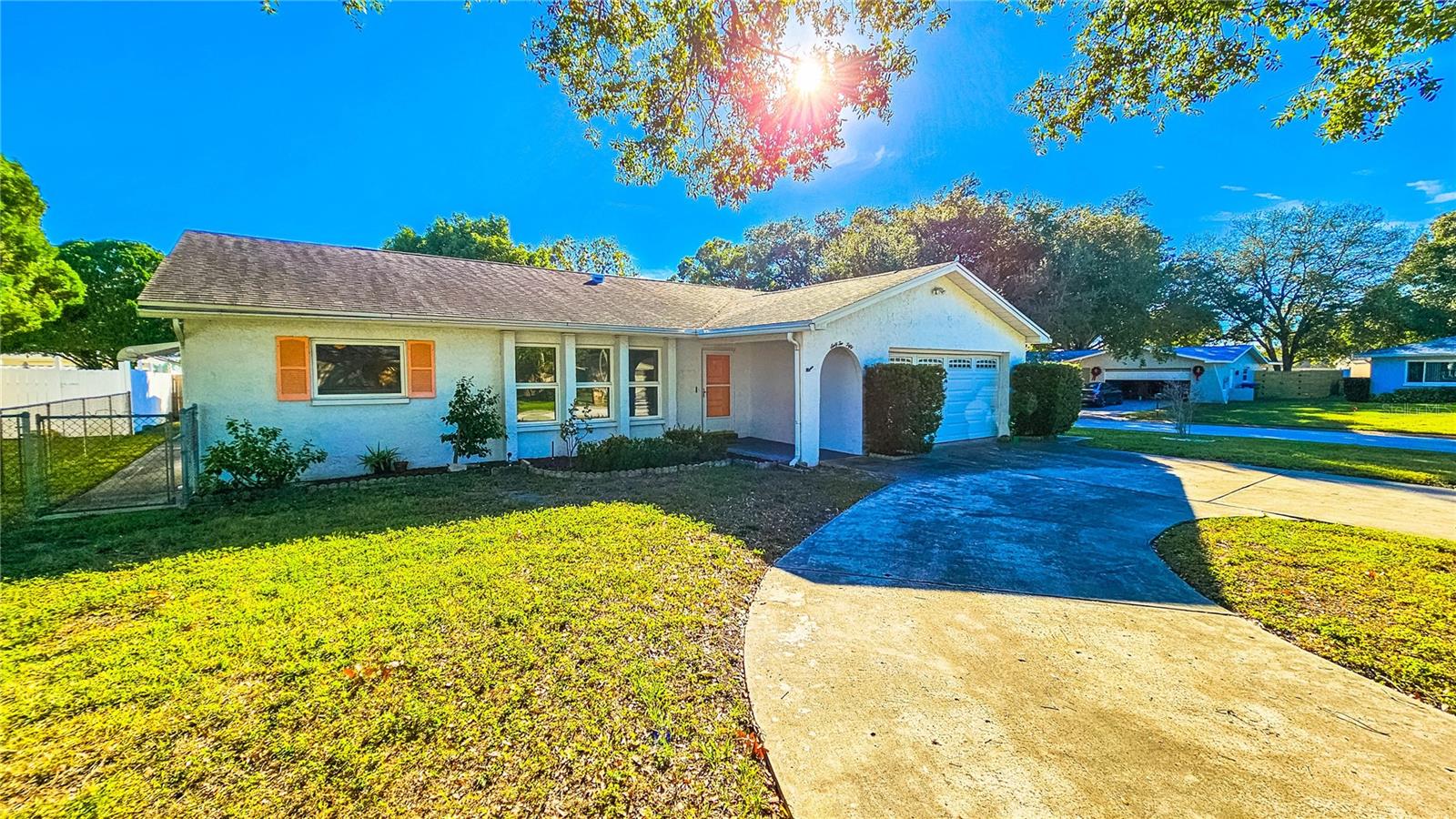 TENAGLIA ESTATES - Residential