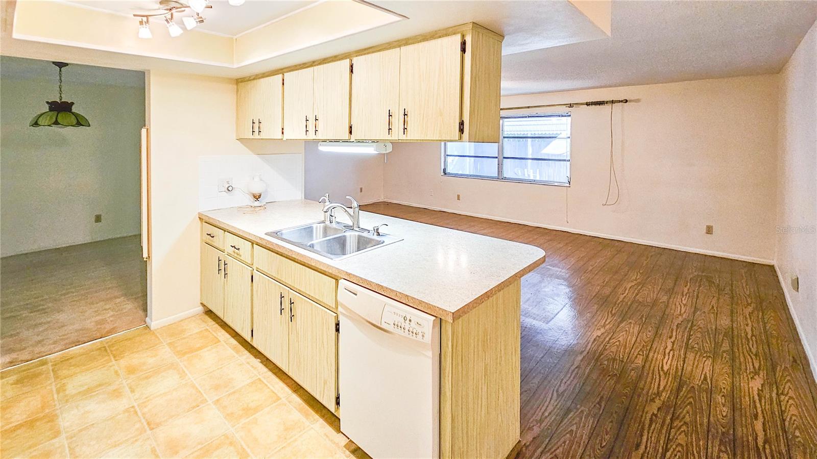 TENAGLIA ESTATES - Residential