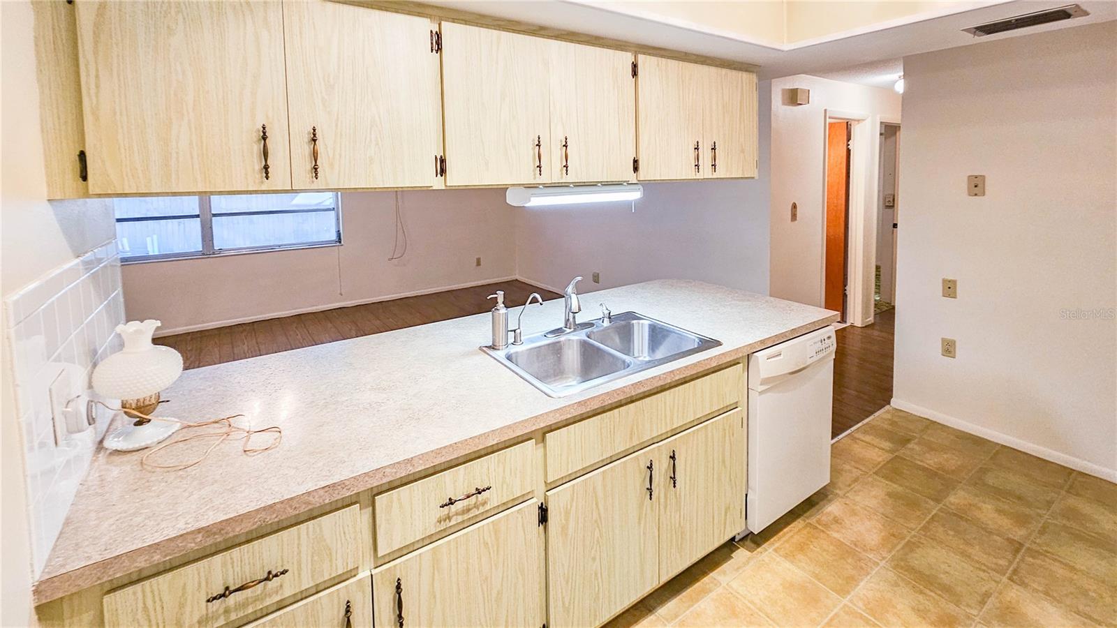 TENAGLIA ESTATES - Residential