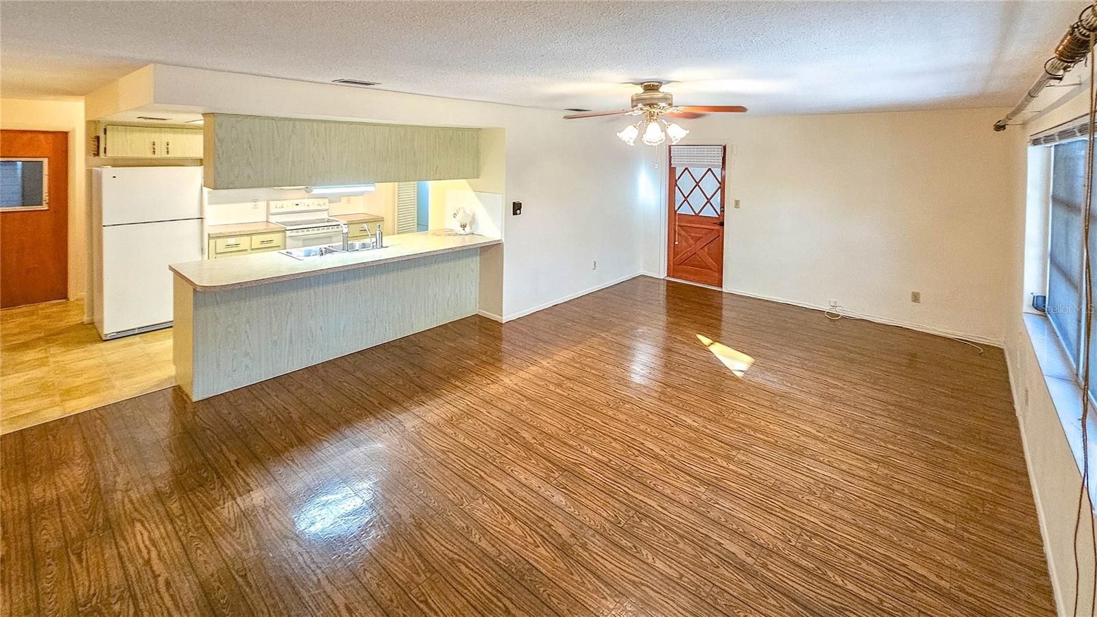 TENAGLIA ESTATES - Residential