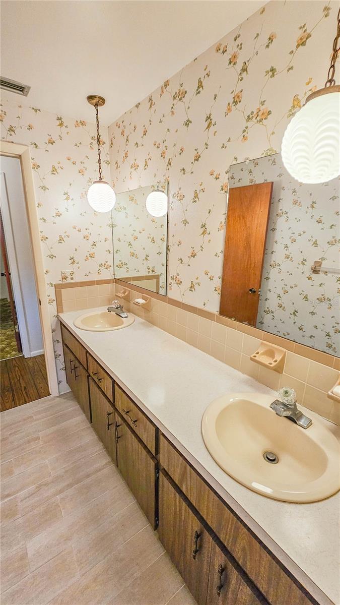 TENAGLIA ESTATES - Residential