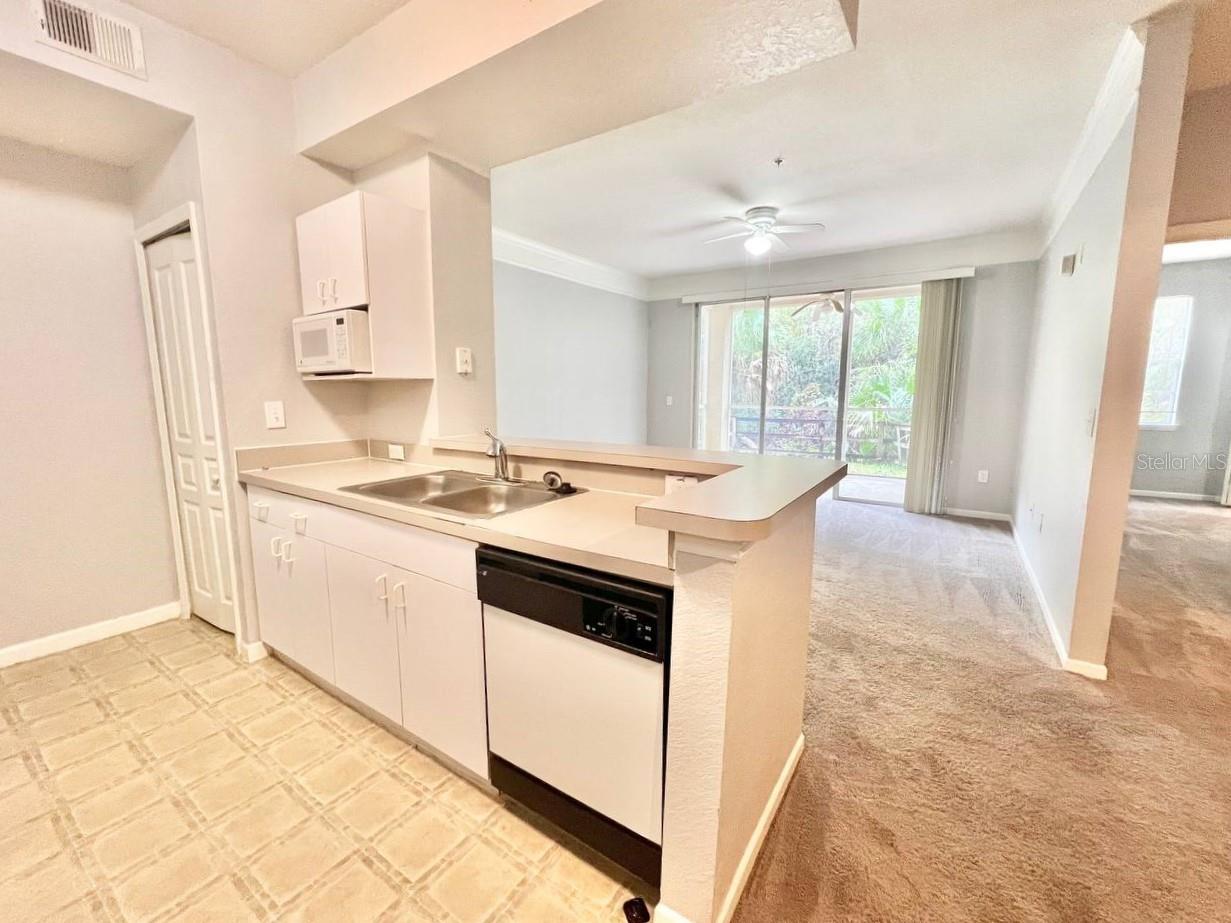 JADE AT TAMPA PALMS A CONDOMIN - Residential Lease