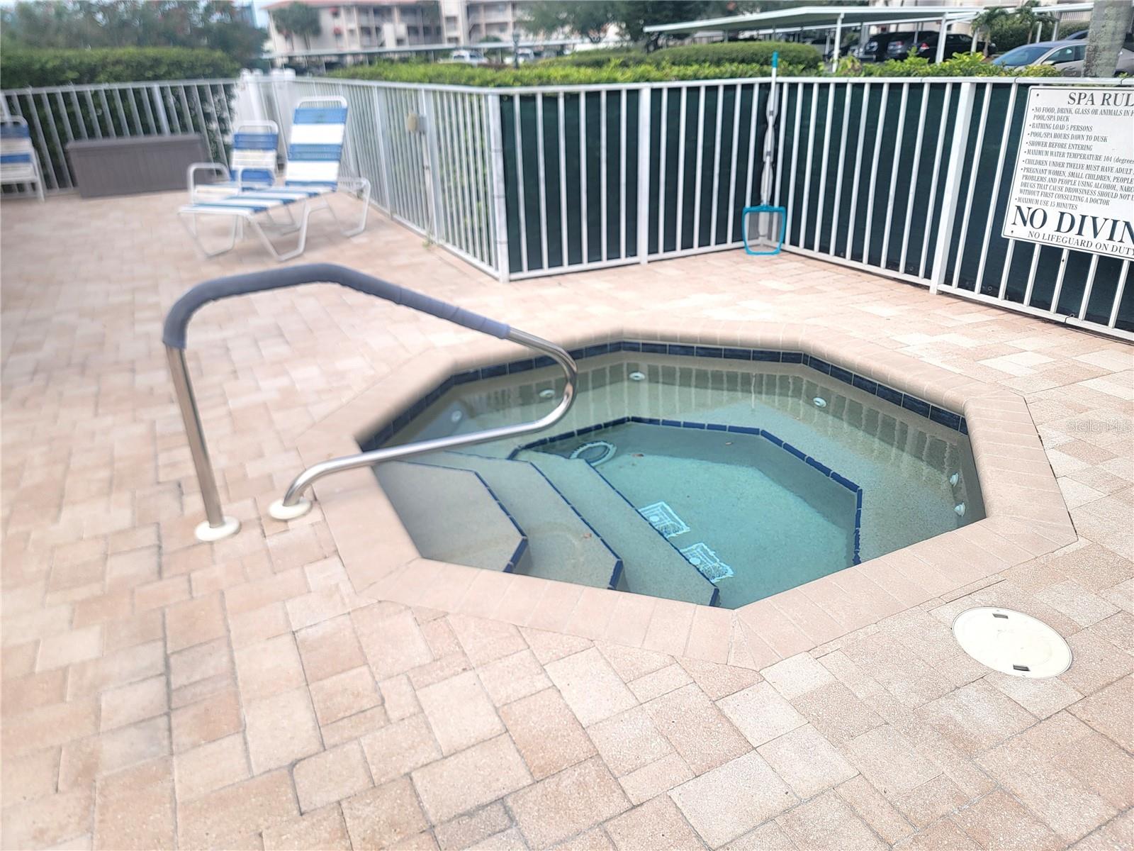 TERRACES 4 OF TARA - Residential