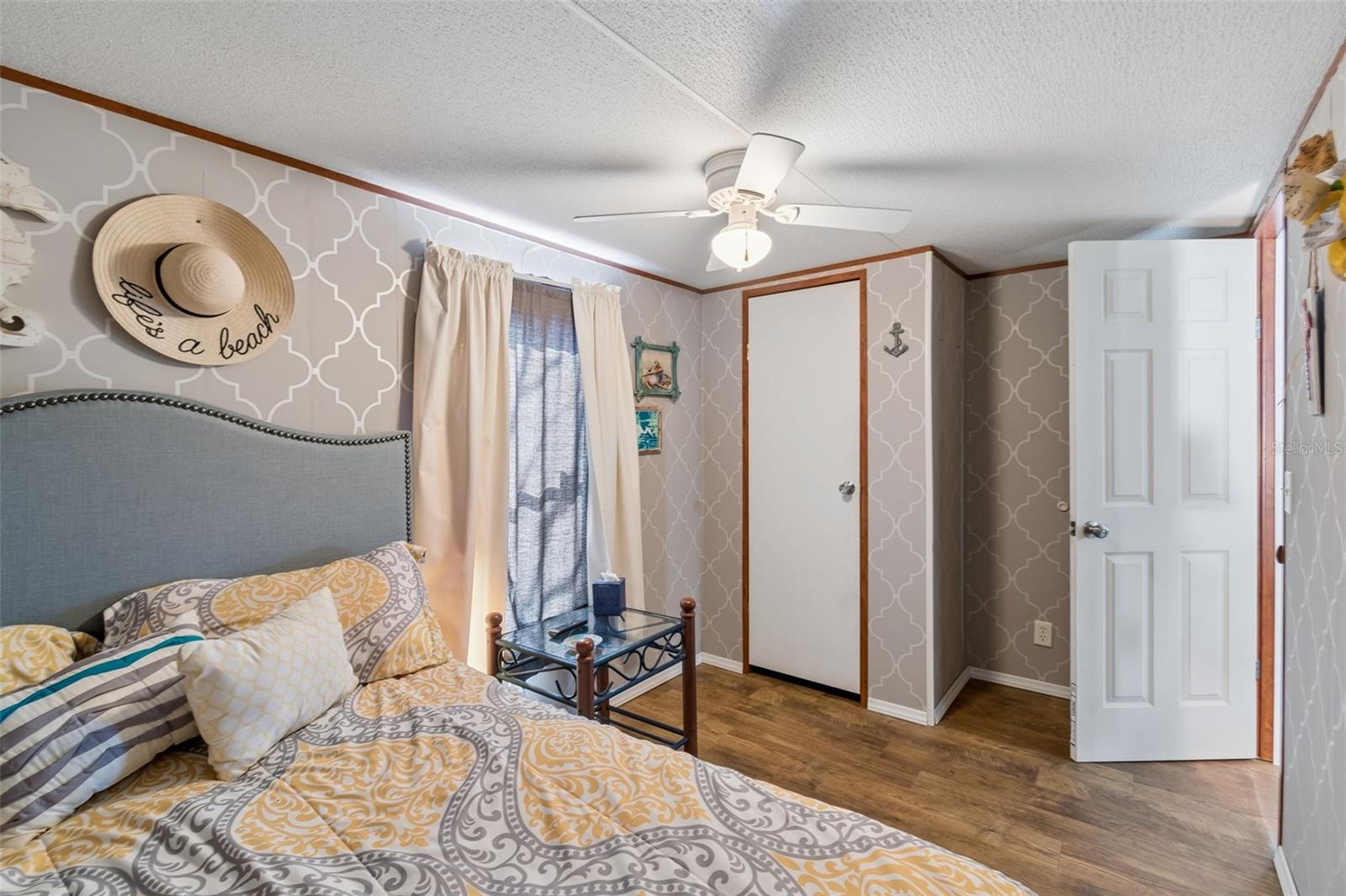 CANDLELIGHT GROVES - Residential