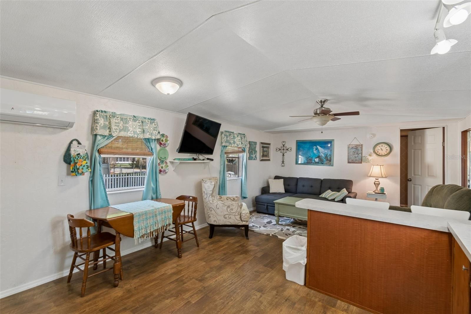 CANDLELIGHT GROVES - Residential