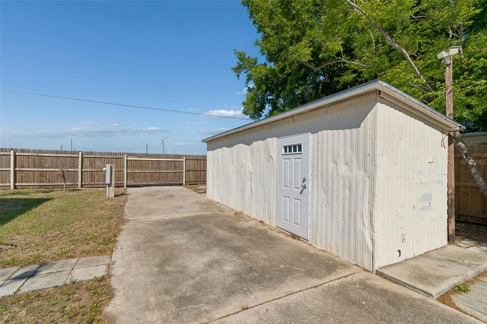 CANDLELIGHT GROVES - Residential