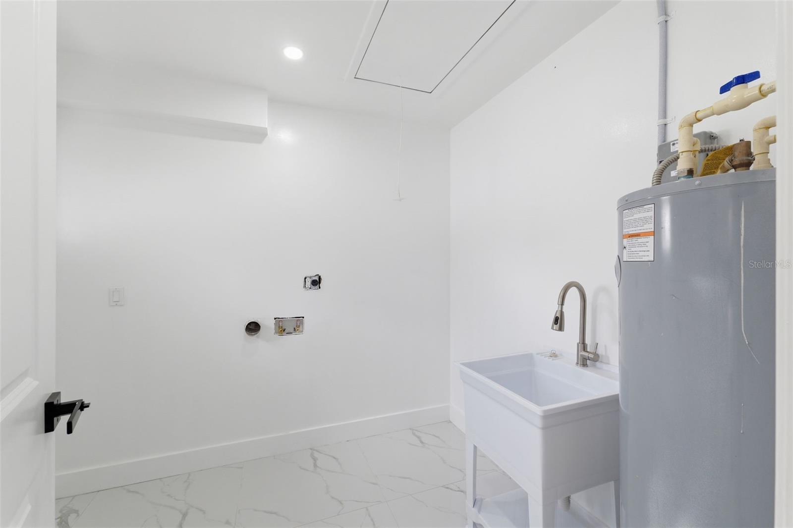 SOUTH GROVE ADD - Residential