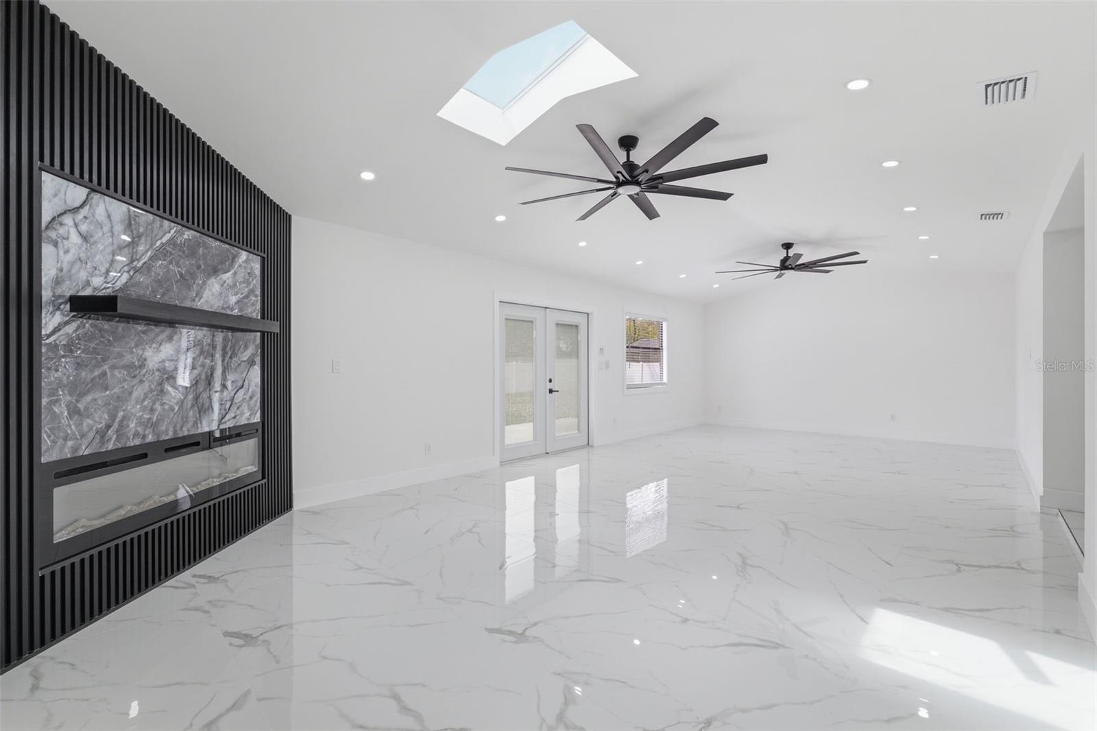 SOUTH GROVE ADD - Residential