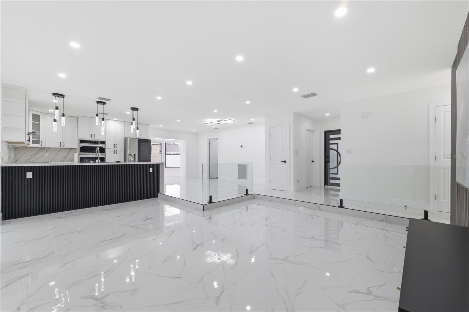 SOUTH GROVE ADD - Residential