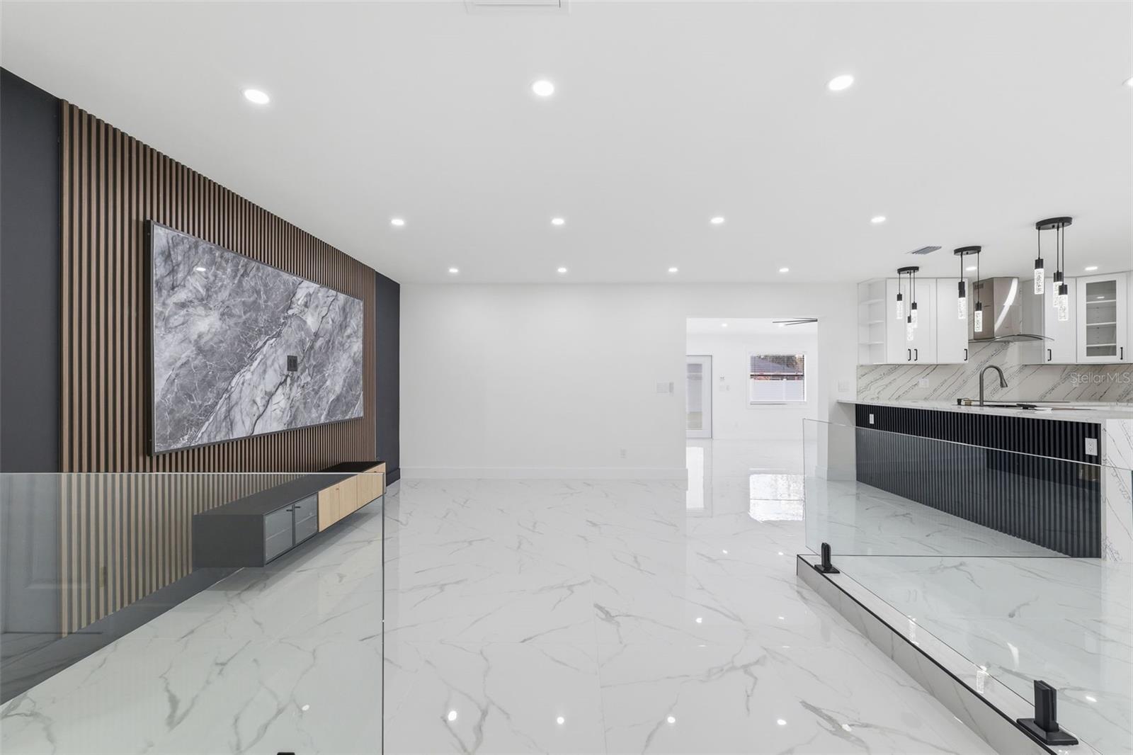 SOUTH GROVE ADD - Residential