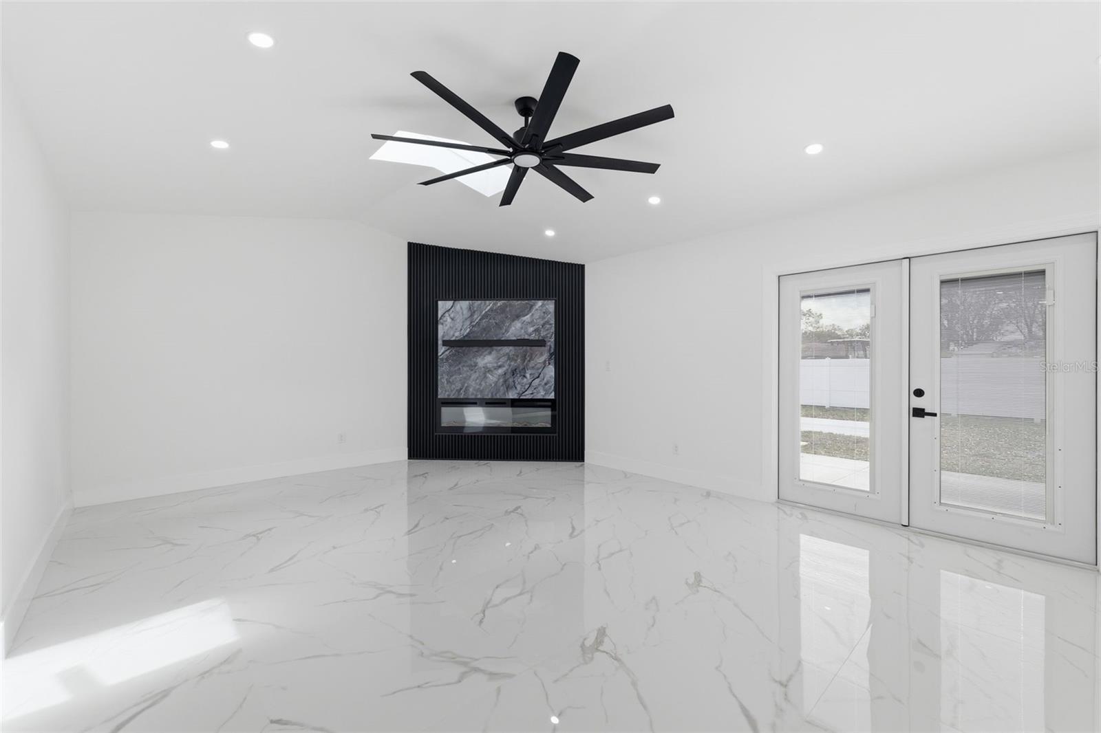 SOUTH GROVE ADD - Residential