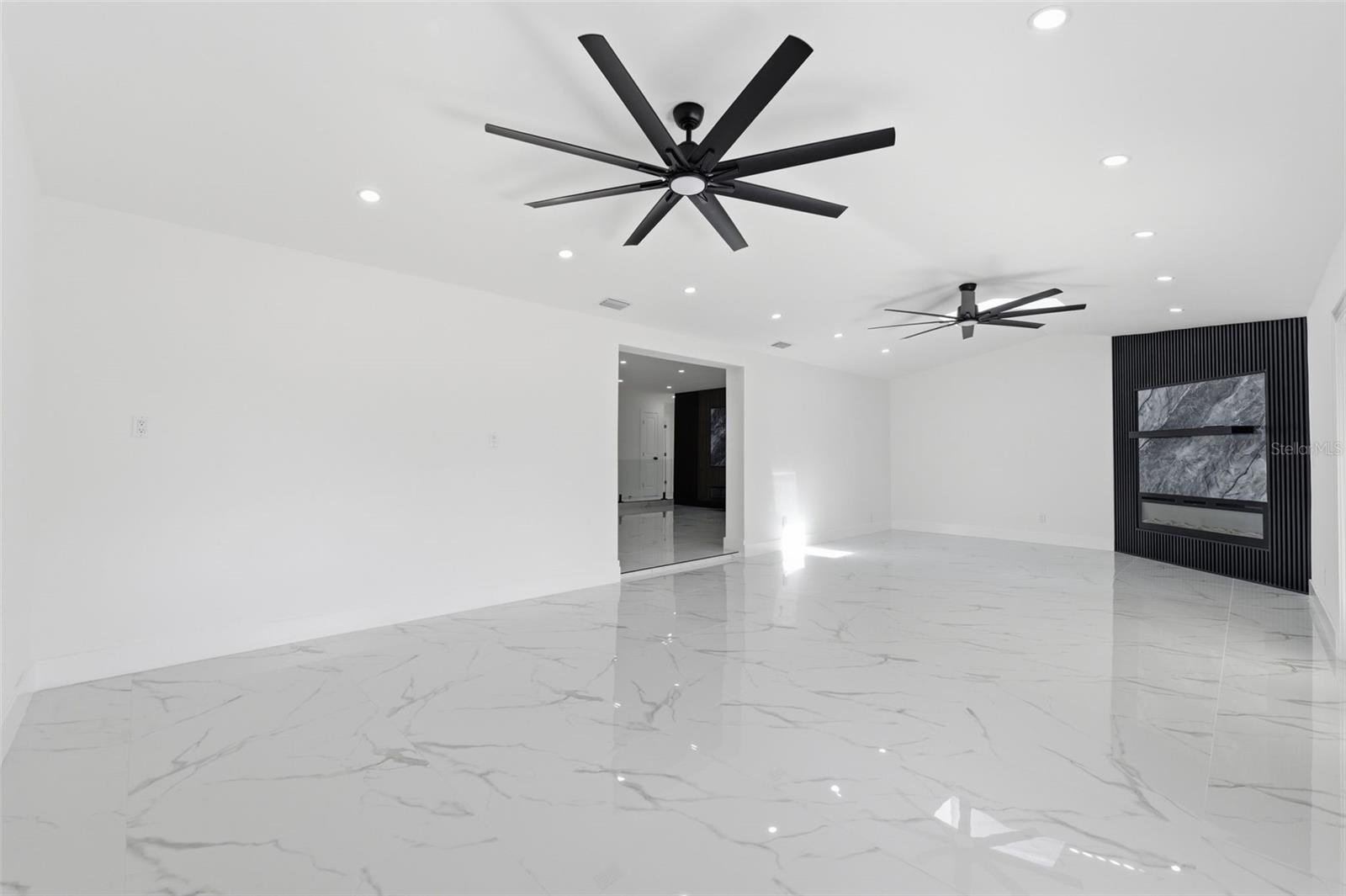 SOUTH GROVE ADD - Residential