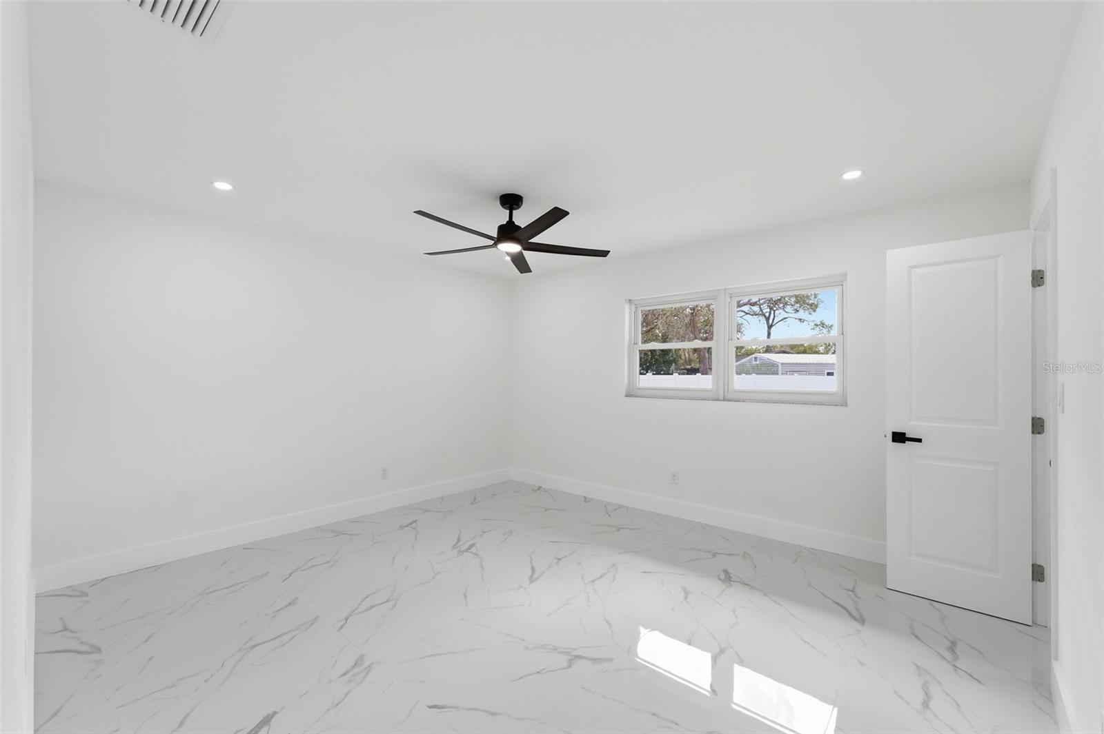 SOUTH GROVE ADD - Residential