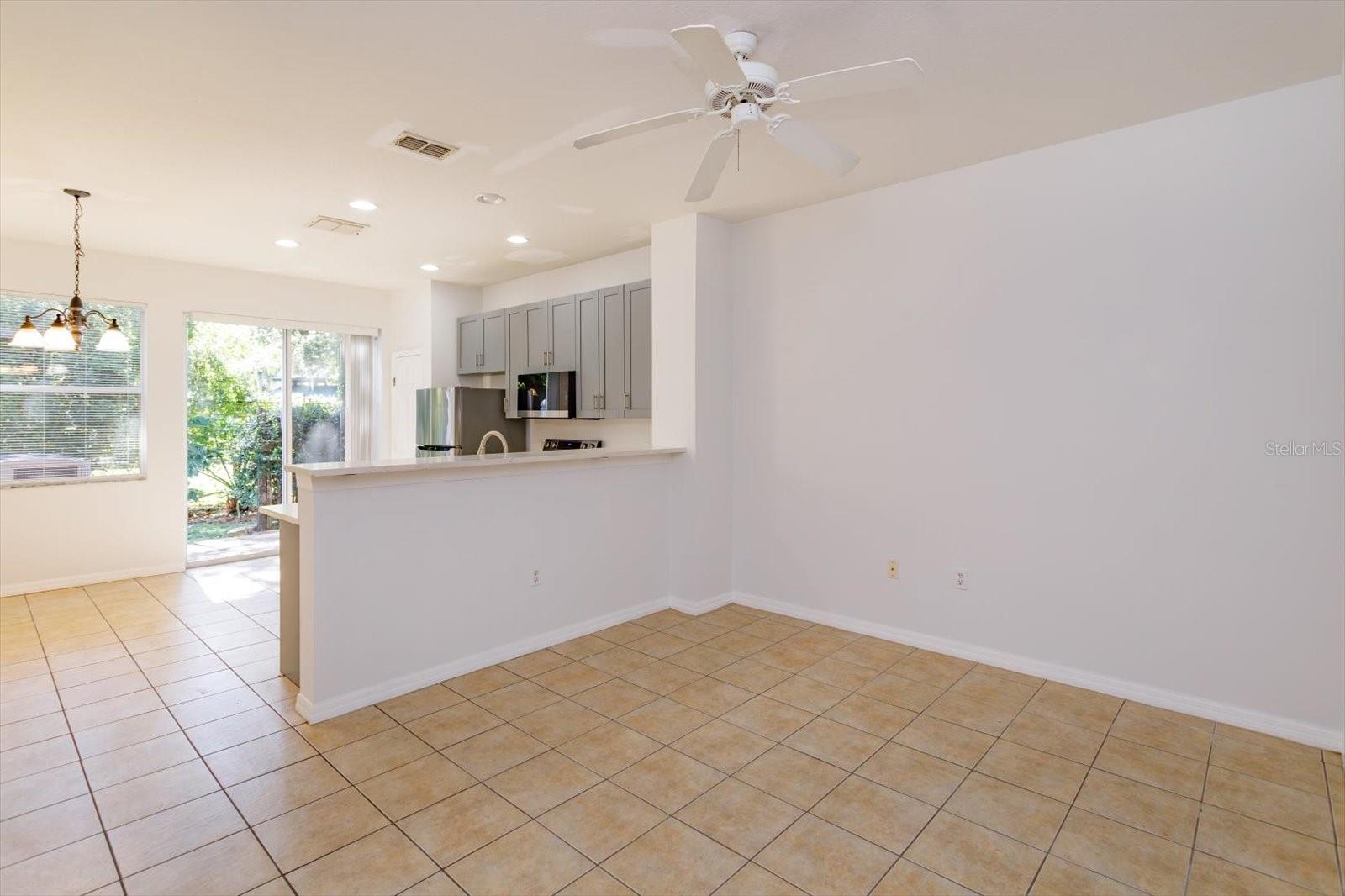5390 PARADISE CAY CIRCLE