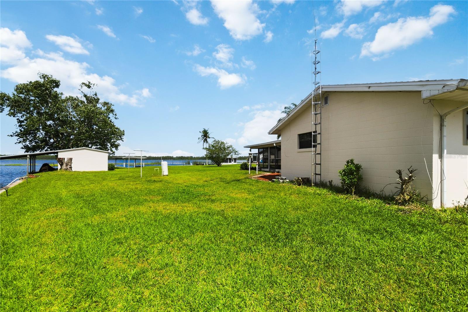 NEW EDEN ON THE LAKES UNITS 11 & 14 REP - Residential