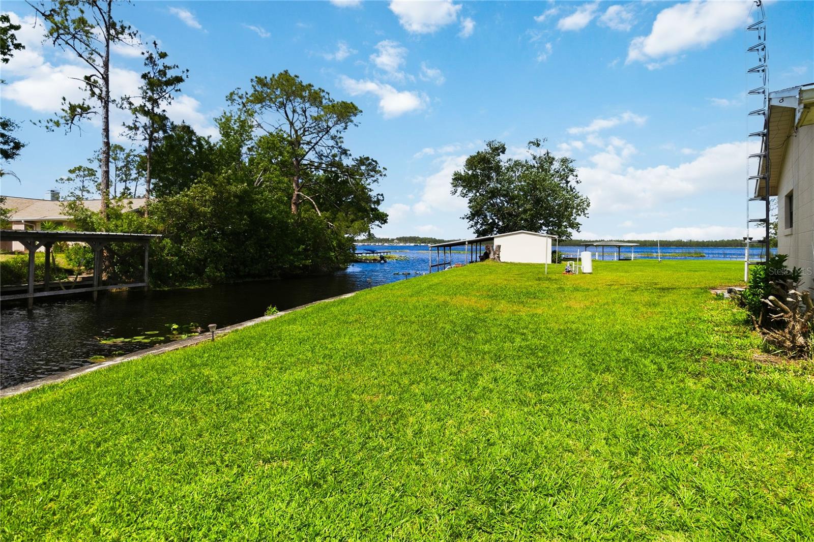 NEW EDEN ON THE LAKES UNITS 11 & 14 REP - Residential