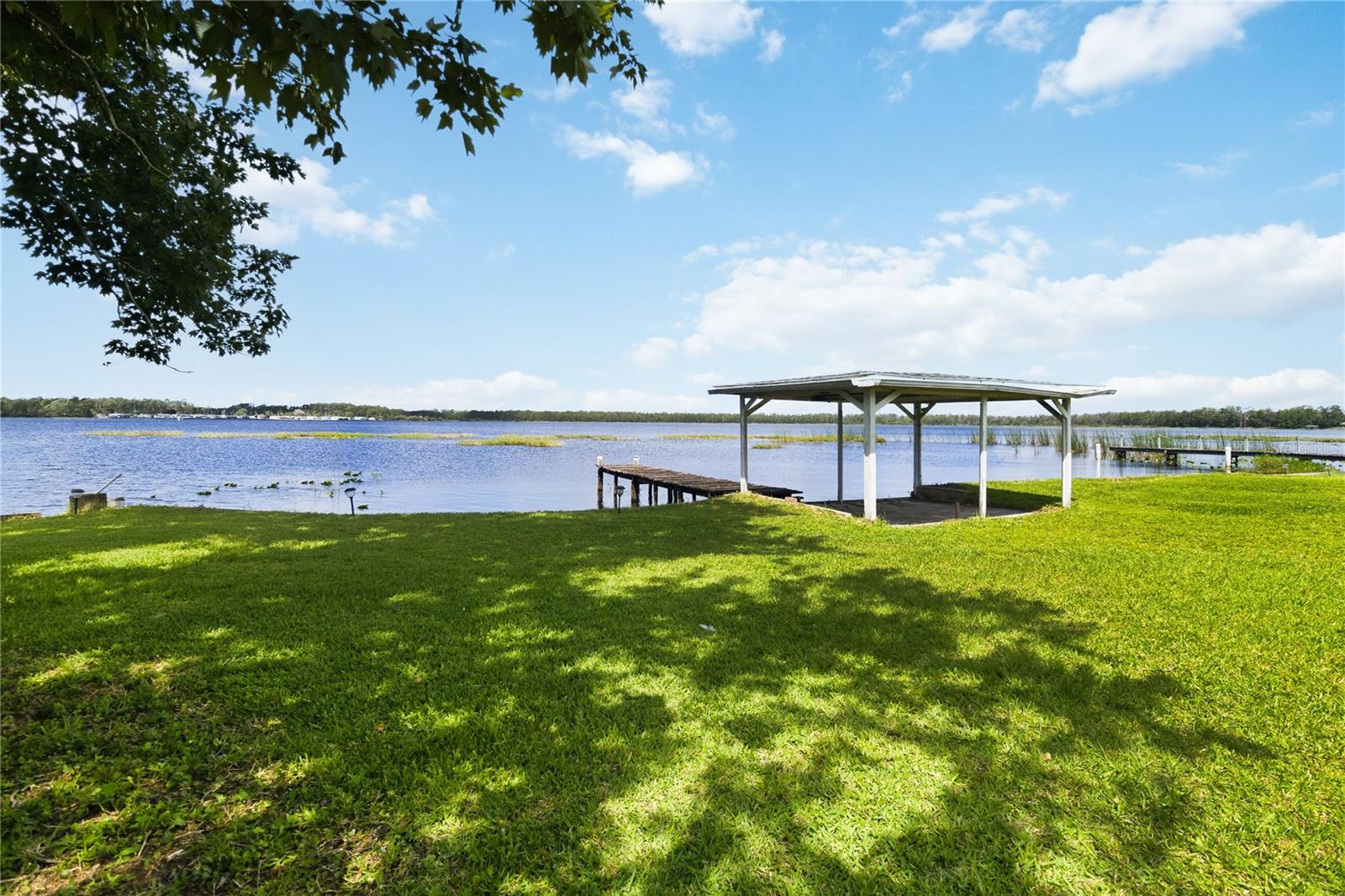 NEW EDEN ON THE LAKES UNITS 11 & 14 REP - Residential