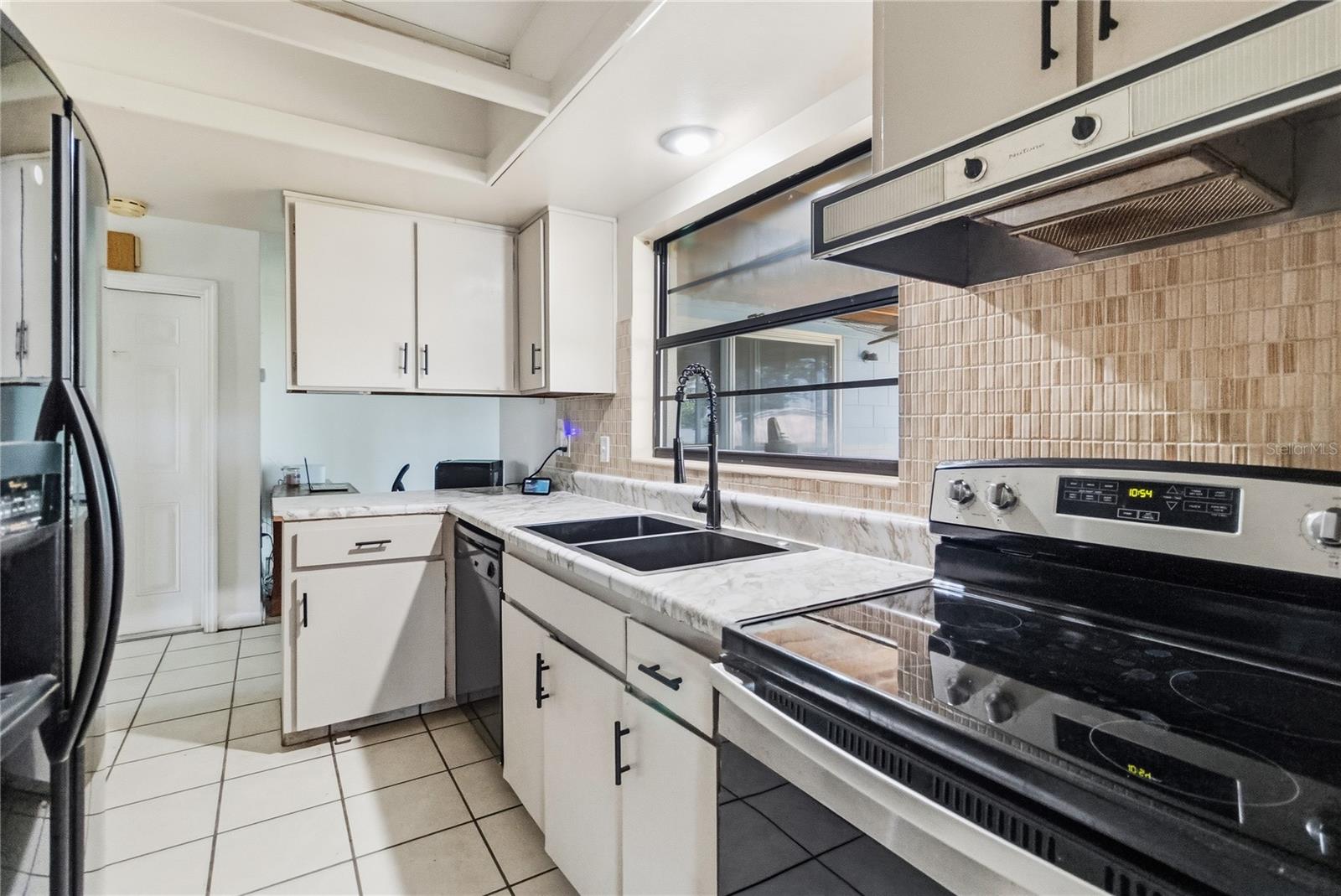NEW EDEN ON THE LAKES UNITS 11 & 14 REP - Residential