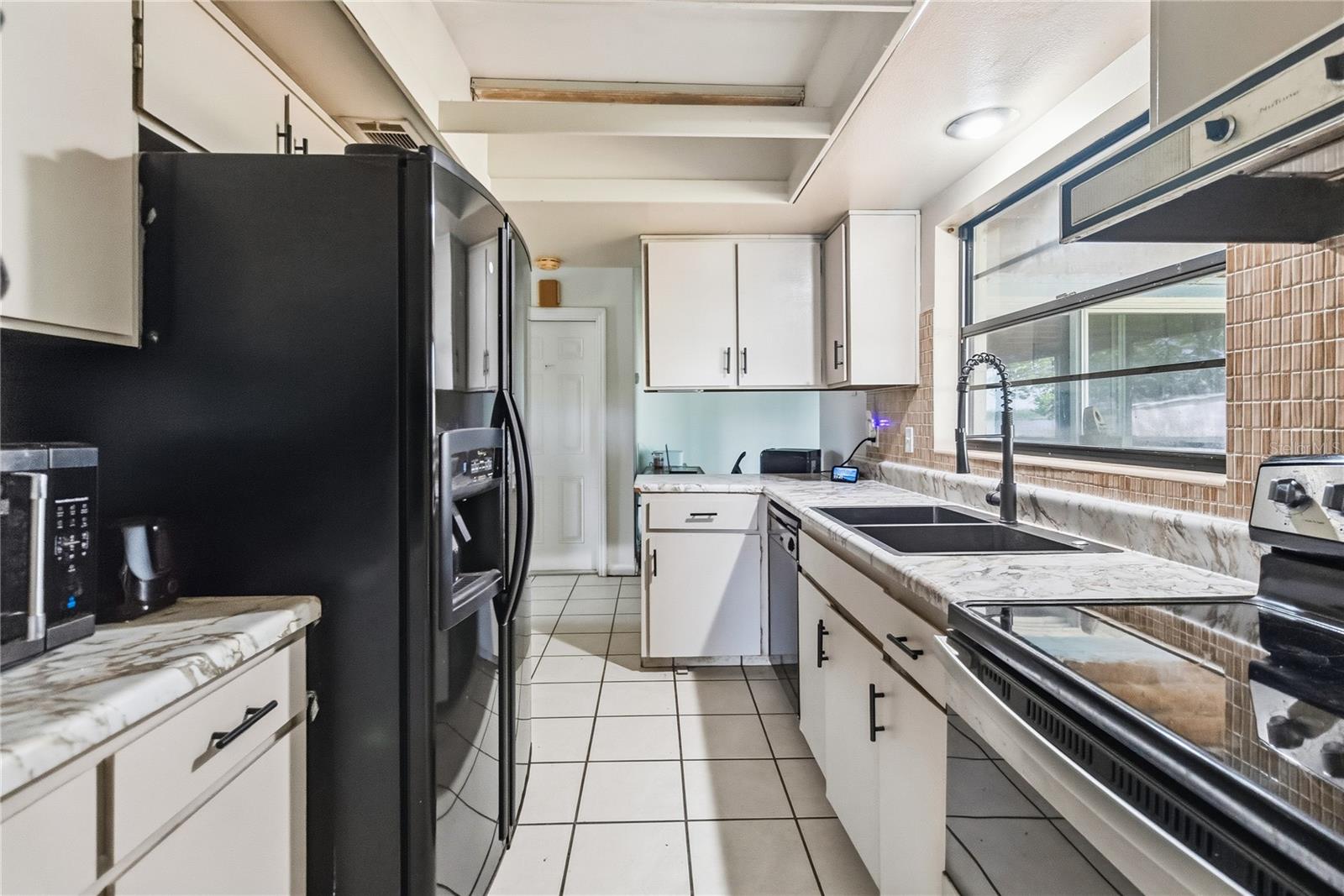 NEW EDEN ON THE LAKES UNITS 11 & 14 REP - Residential