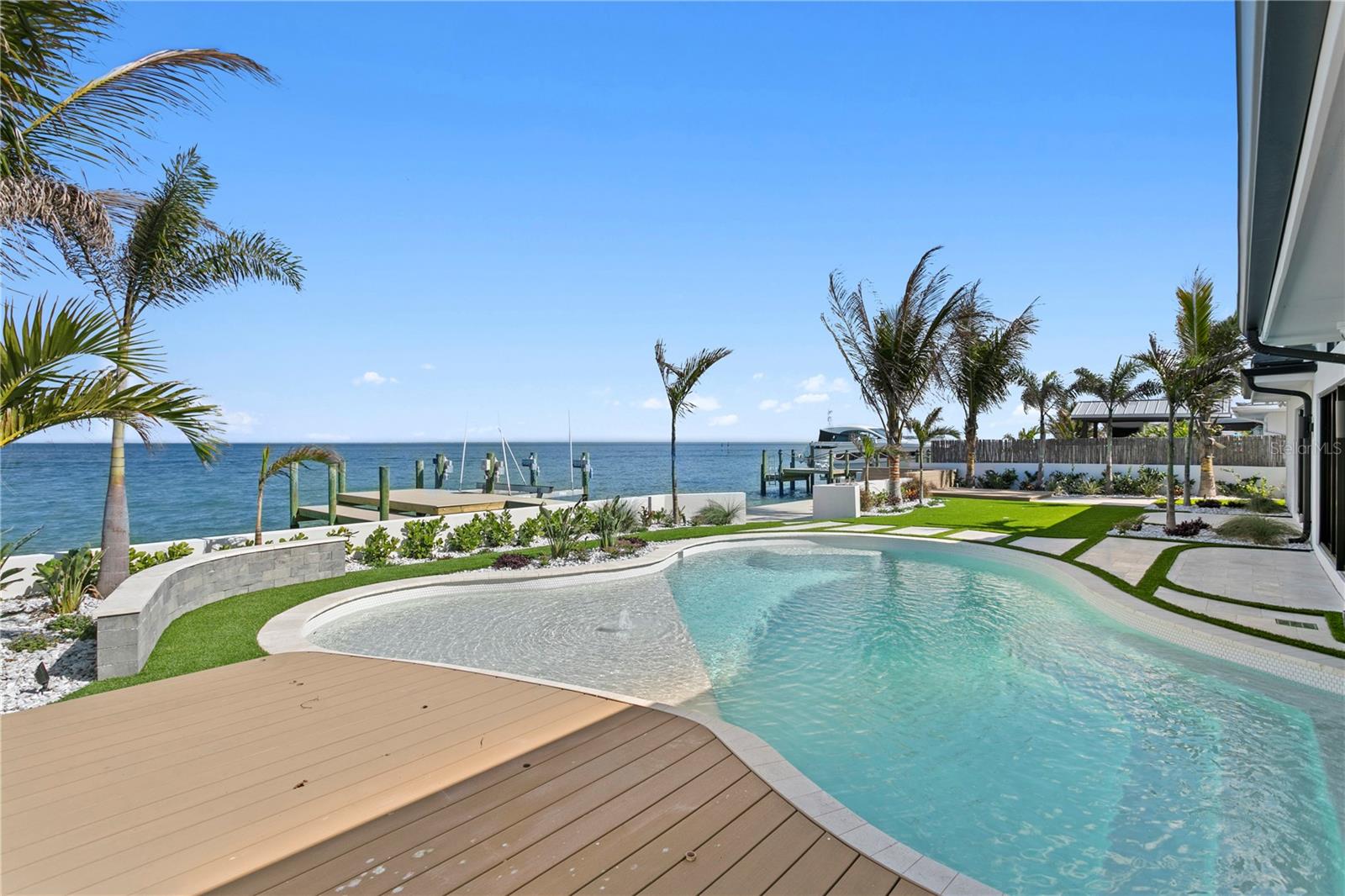 TROPICAL SHORES 3RD ADD - Residential