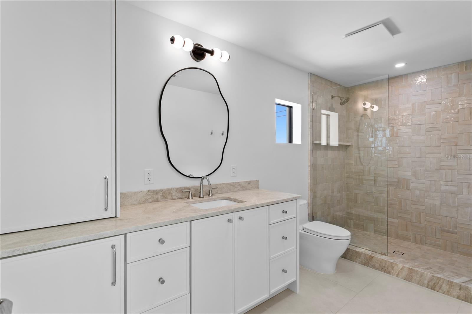 TROPICAL SHORES 3RD ADD - Residential