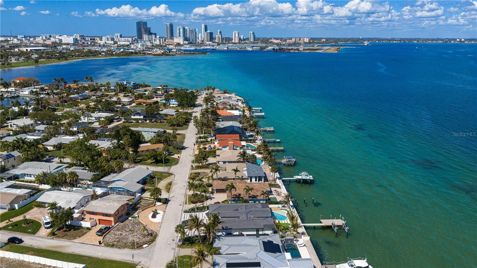 TROPICAL SHORES 3RD ADD - Residential